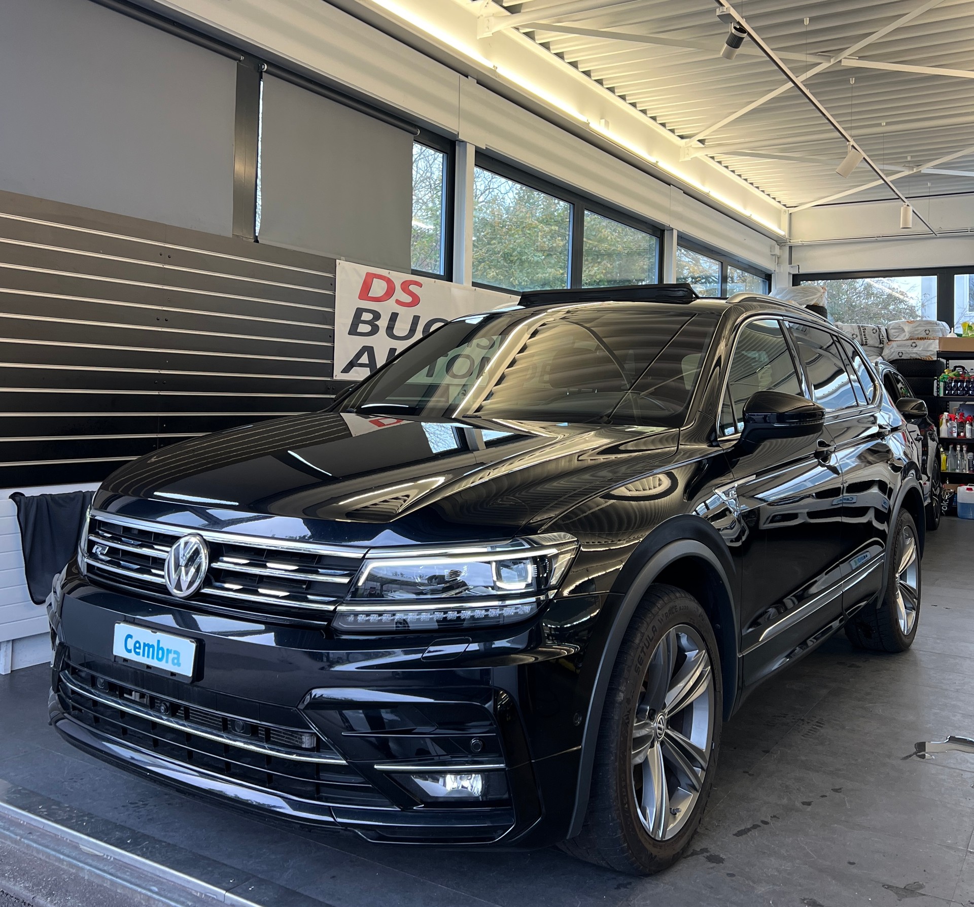 VW Tiguan Allspace 2.0 TDI SCR Highline 4Motion DSG-image-1