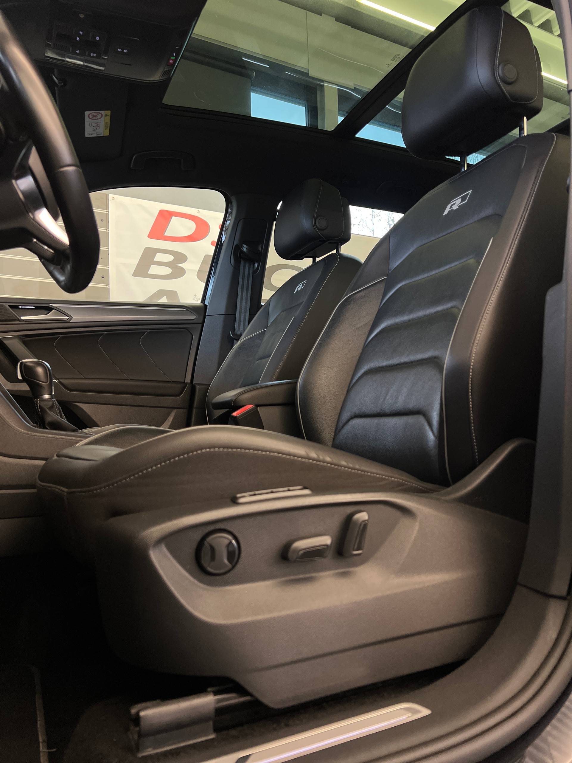VW Tiguan Allspace 2.0 TDI SCR Highline 4Motion DSG-image-6