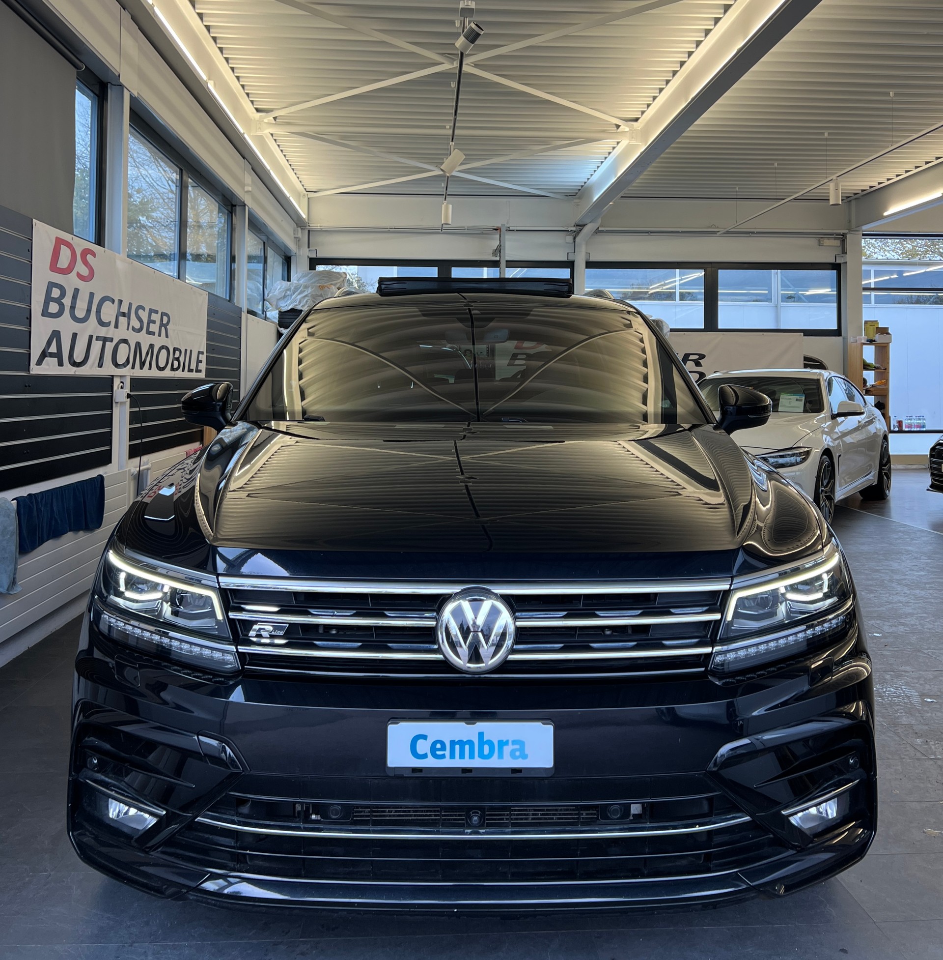VW Tiguan Allspace 2.0 TDI SCR Highline 4Motion DSG-image-2