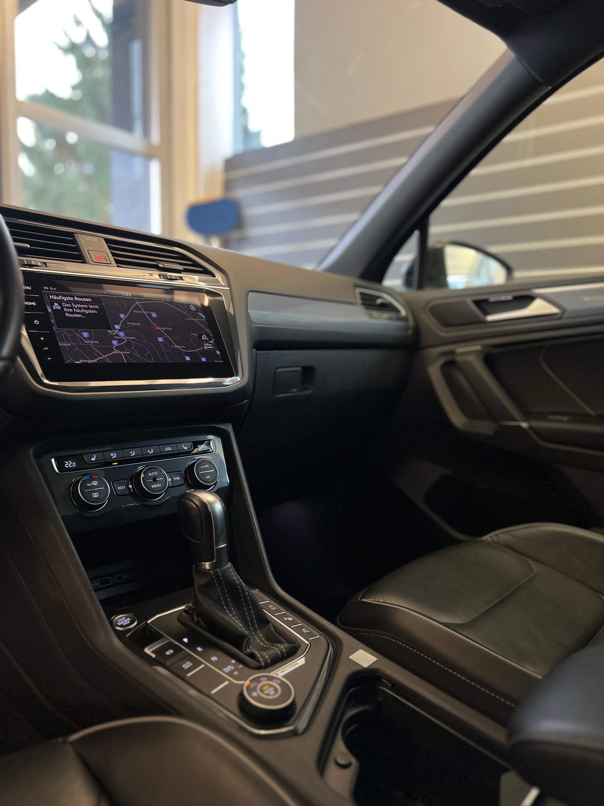 VW Tiguan Allspace 2.0 TDI SCR Highline 4Motion DSG-image-11