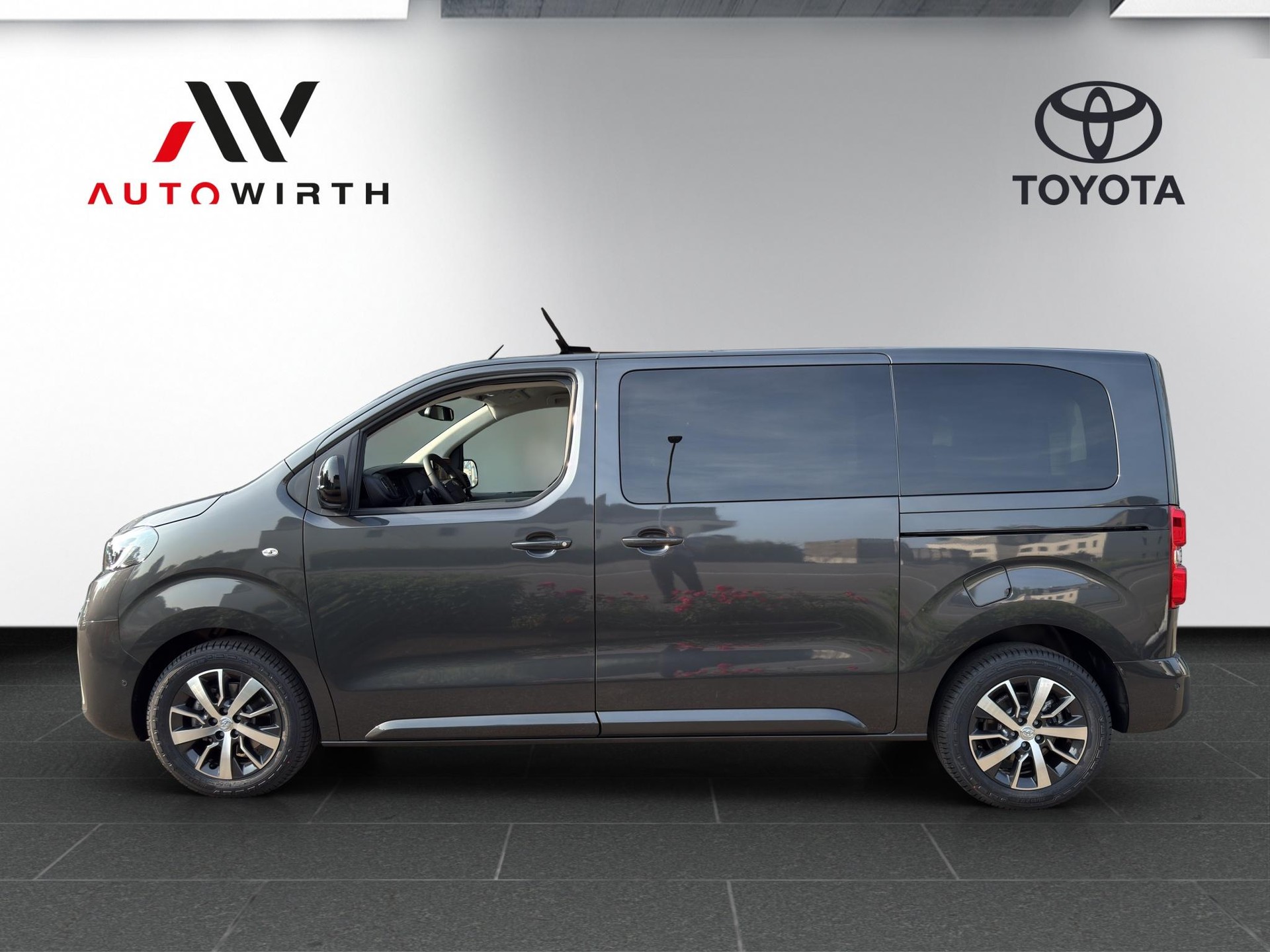 TOYOTA PROACE Verso L1 2.0 D Trend 8-Seater-image-7