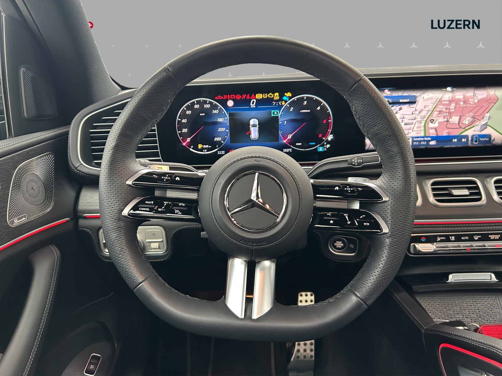 MERCEDES-BENZ GLE 300 d 4Matic 9G-Tronic-image-9