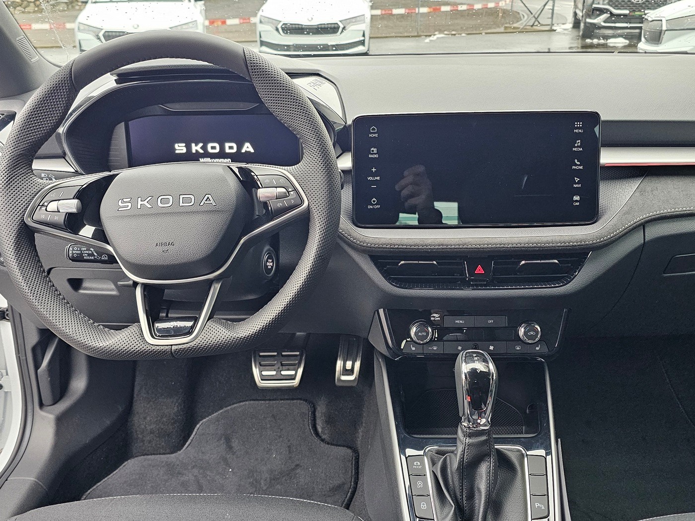 SKODA Fabia 1.5 TSI Monte Carlo DSG-image-7