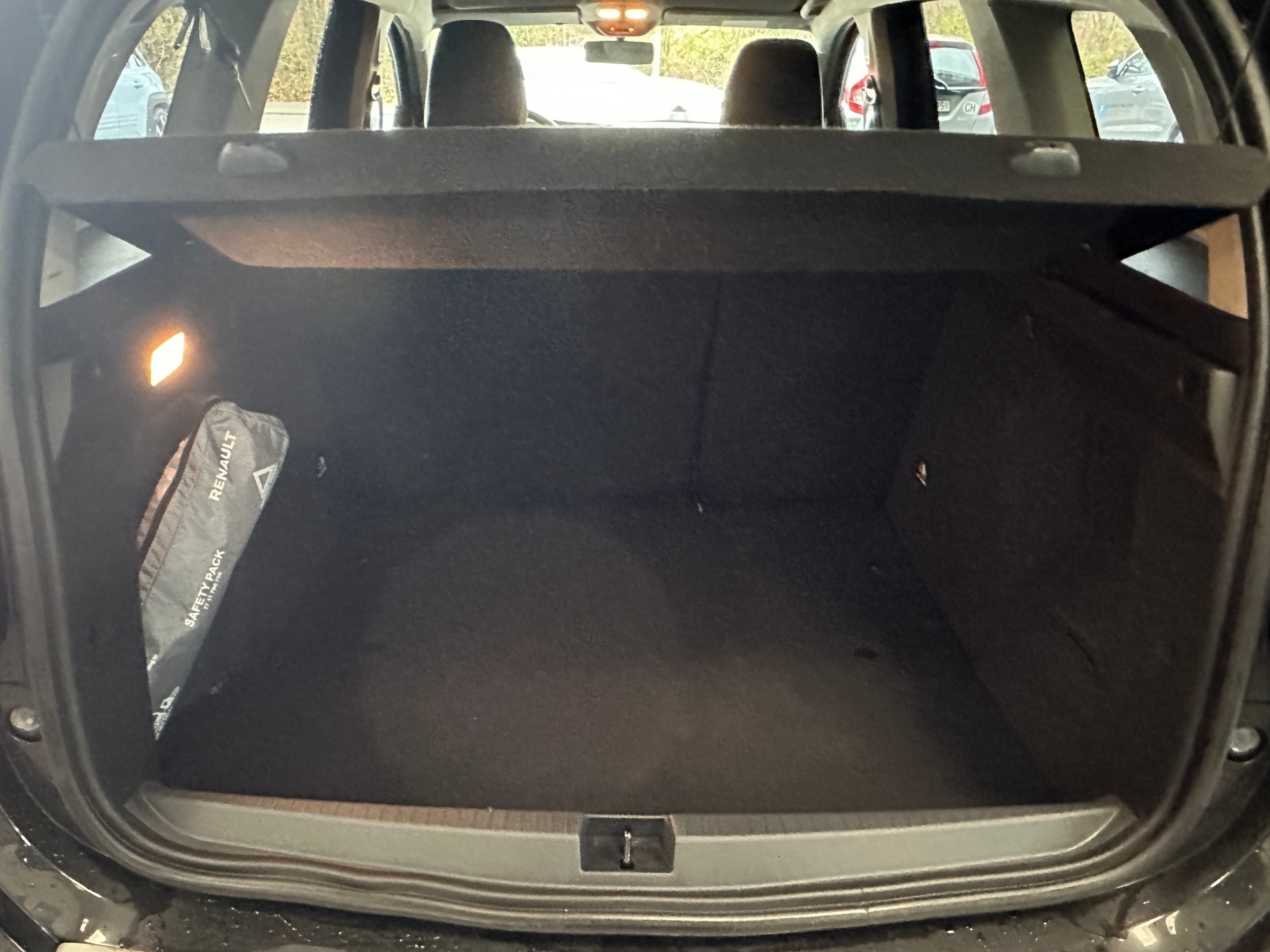 DACIA Duster 1.3 TCe 150 Prestige EDC-image-11