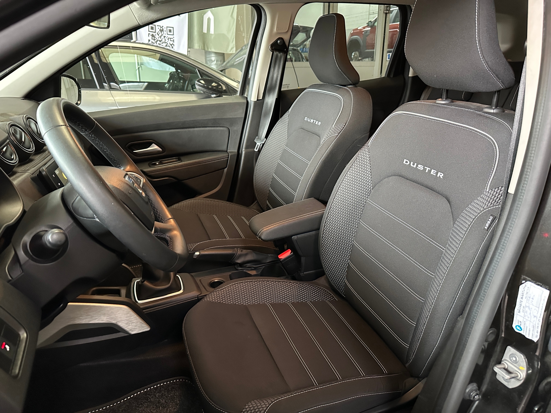 DACIA Duster 1.3 TCe 150 Prestige EDC-image-8