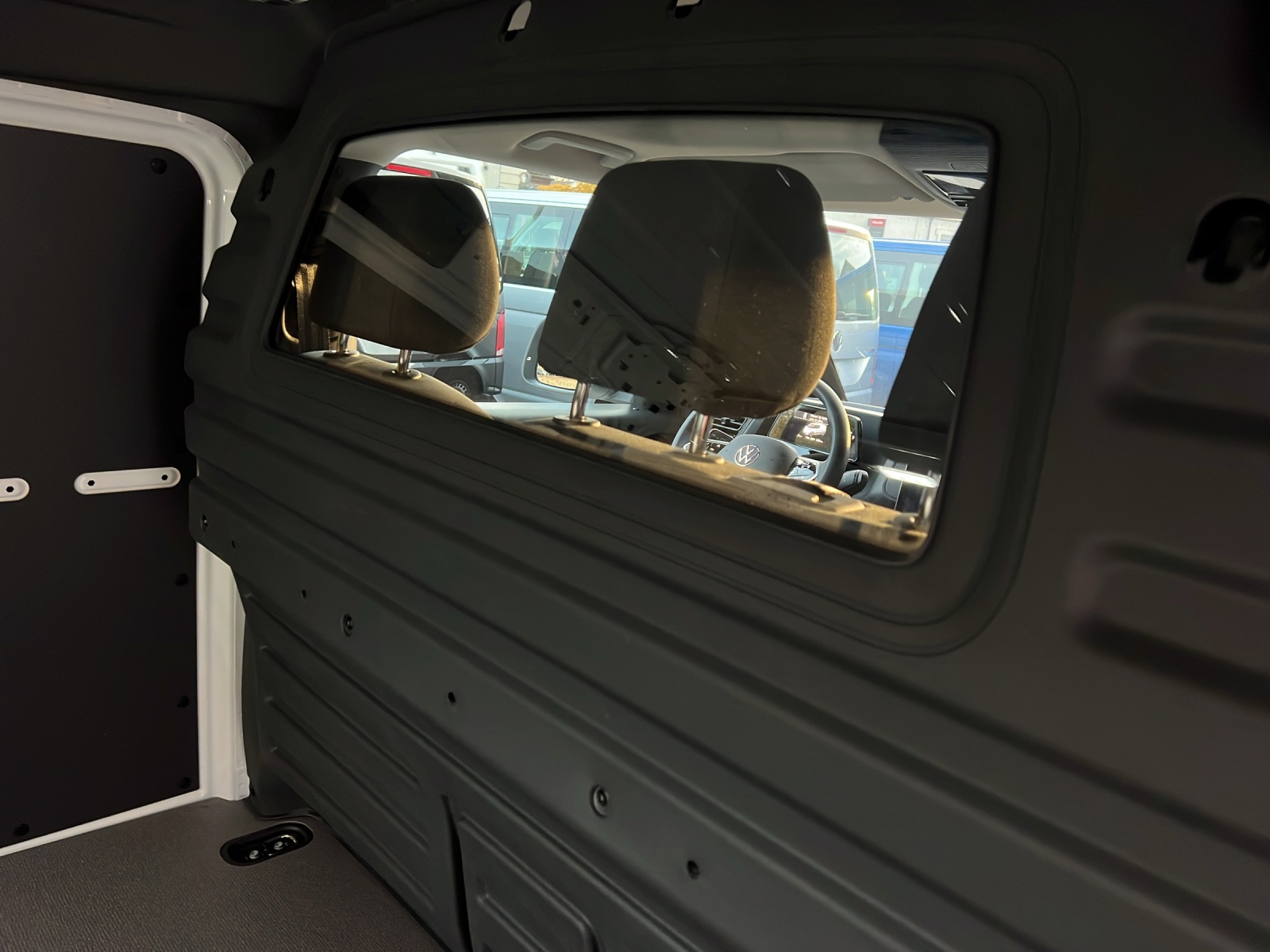 VW ID. Buzz Cargo Pure-image-9