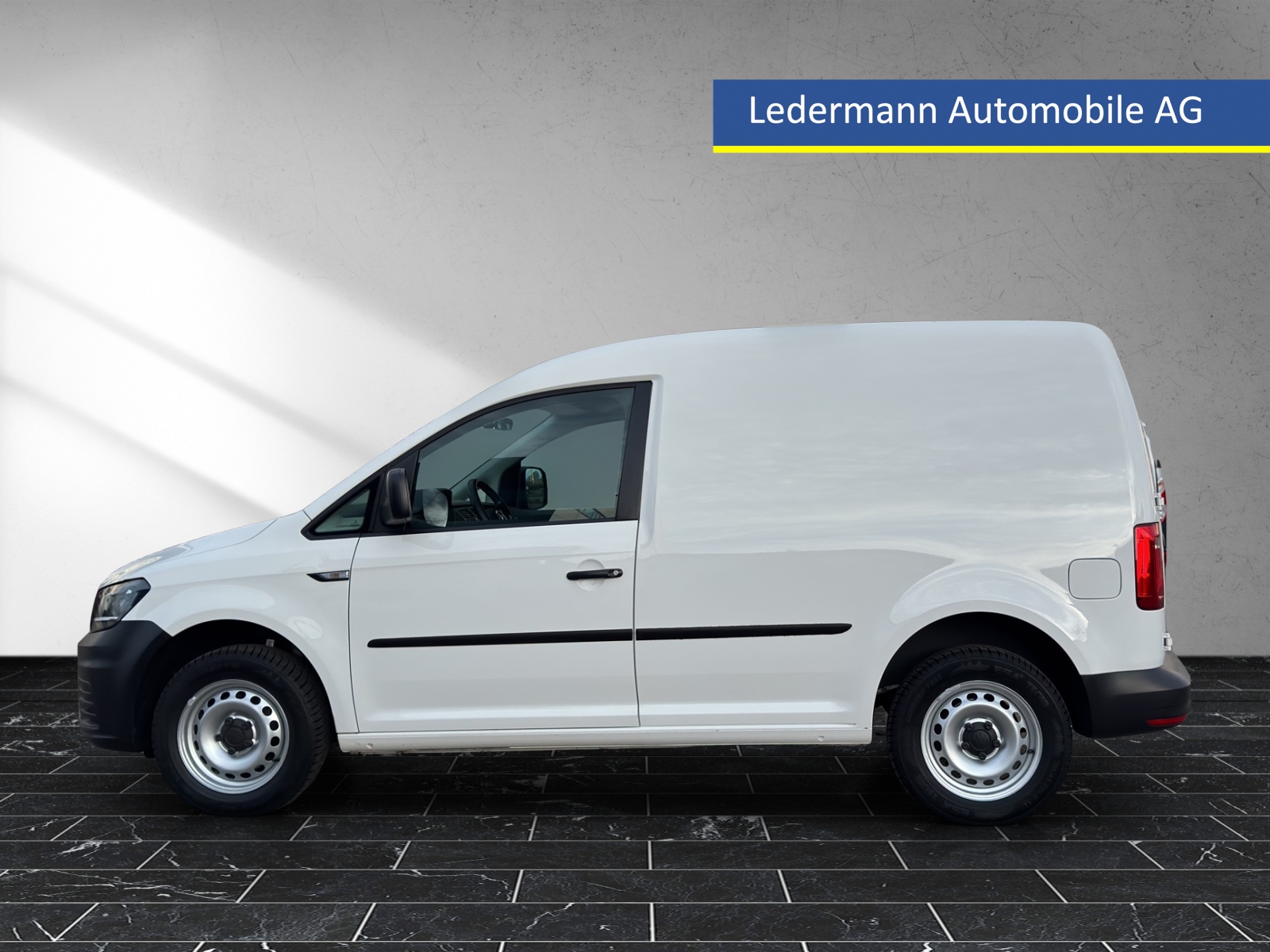 VW Caddy 1.2 TSI Entry BlueMotion Technology-showroom-element-1