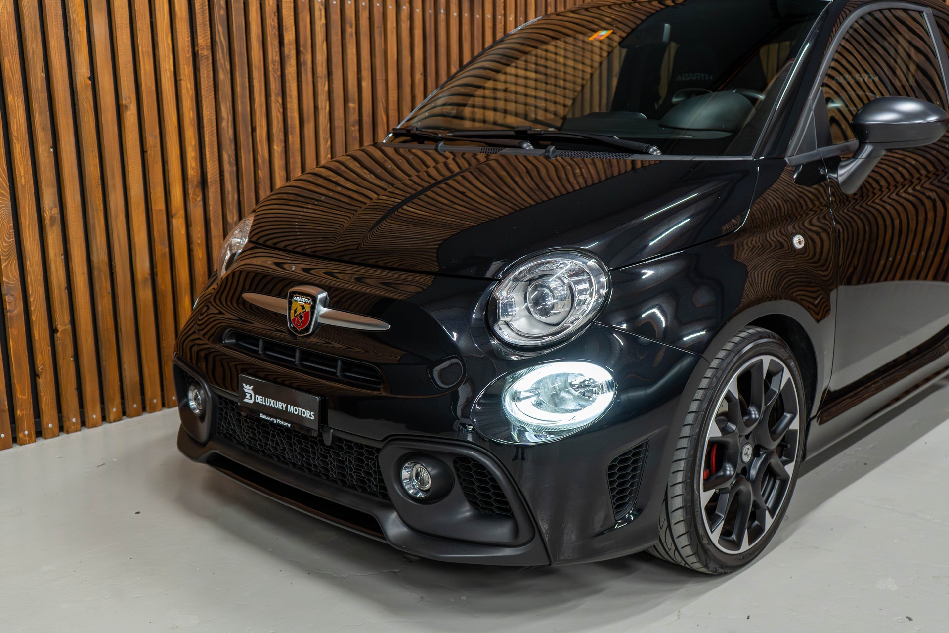 FIAT 595 Abarth 1.4 T-Jet 165 Turismo-image-1