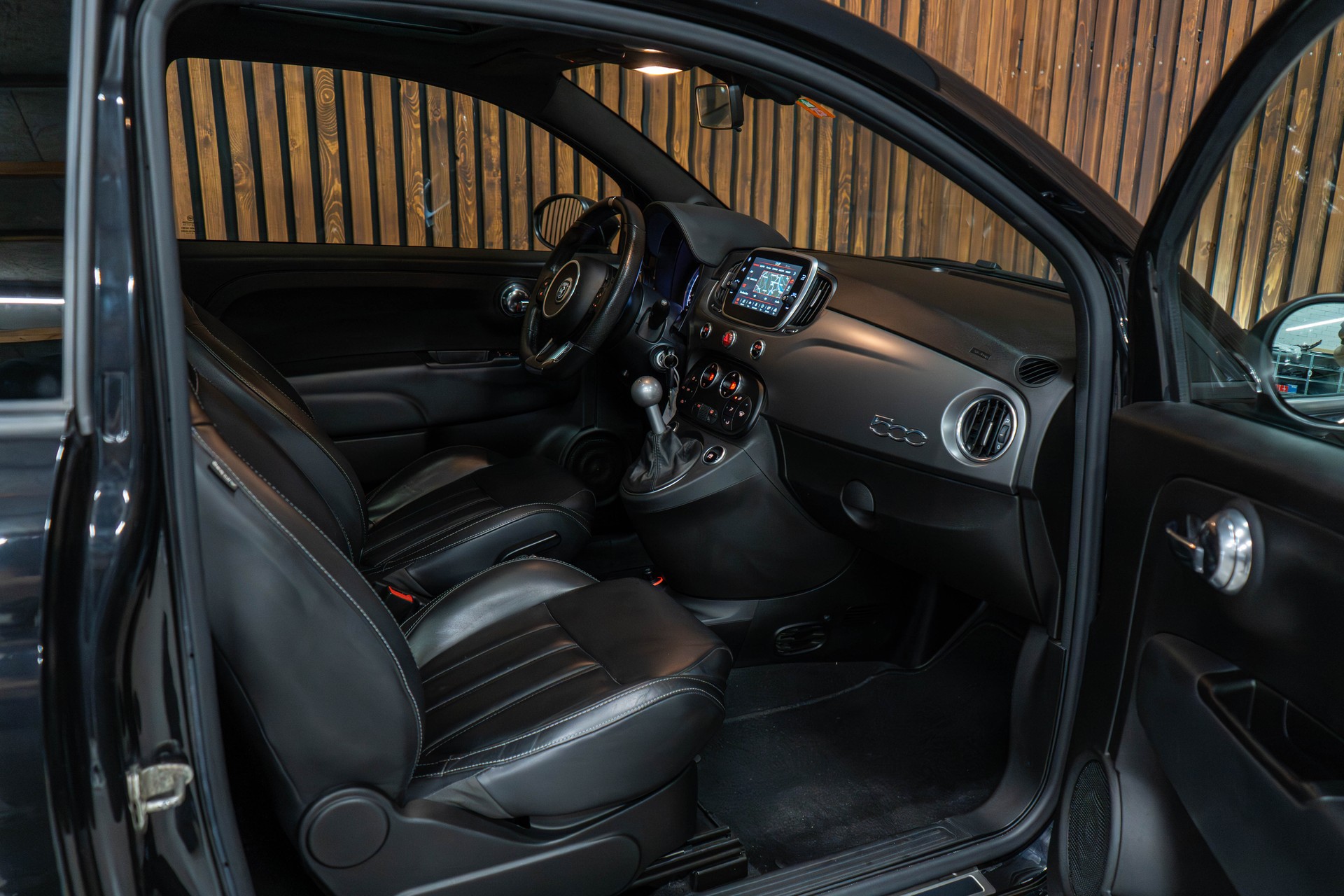 FIAT 595 Abarth 1.4 T-Jet 165 Turismo-image-10
