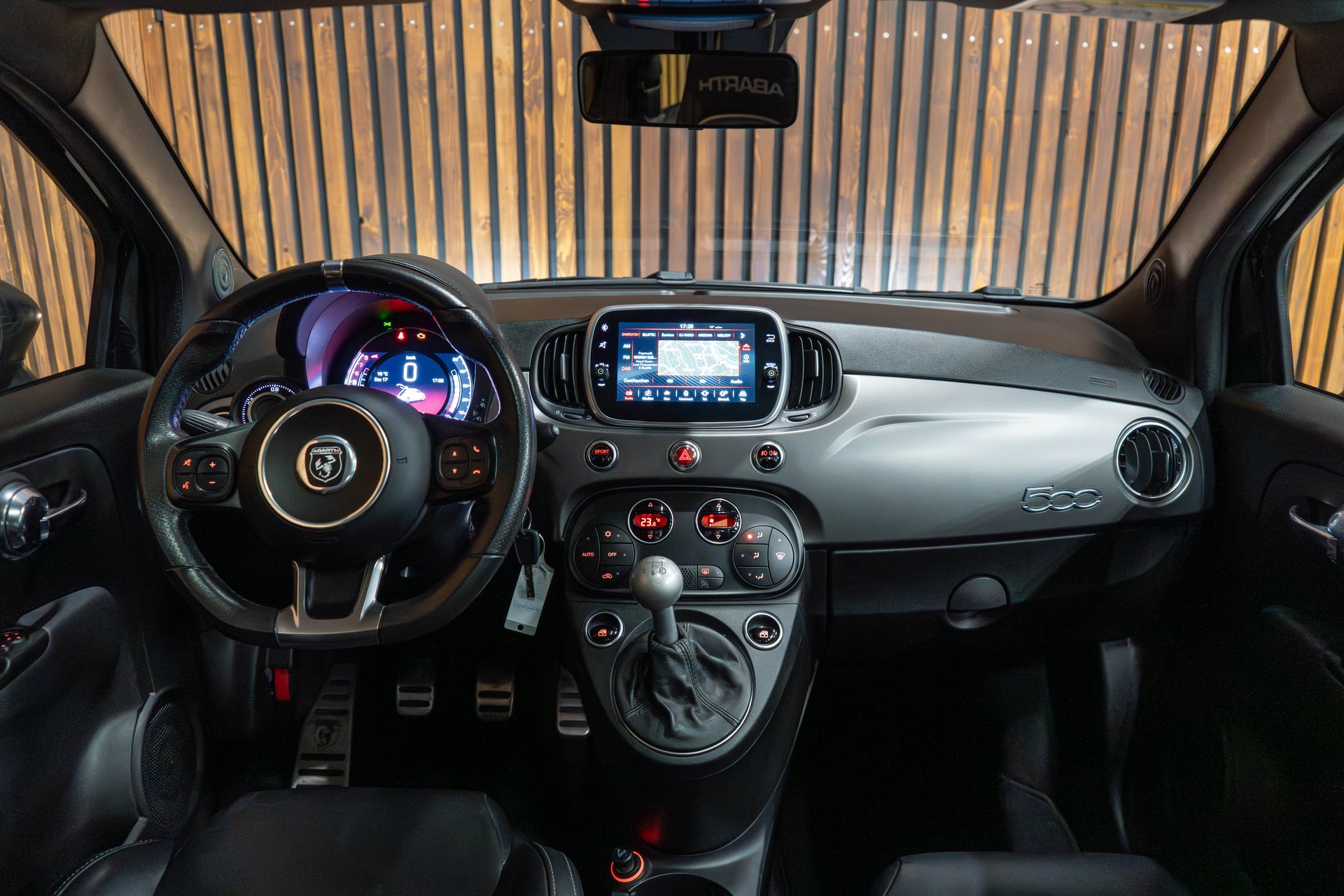 FIAT 595 Abarth 1.4 T-Jet 165 Turismo-image-9