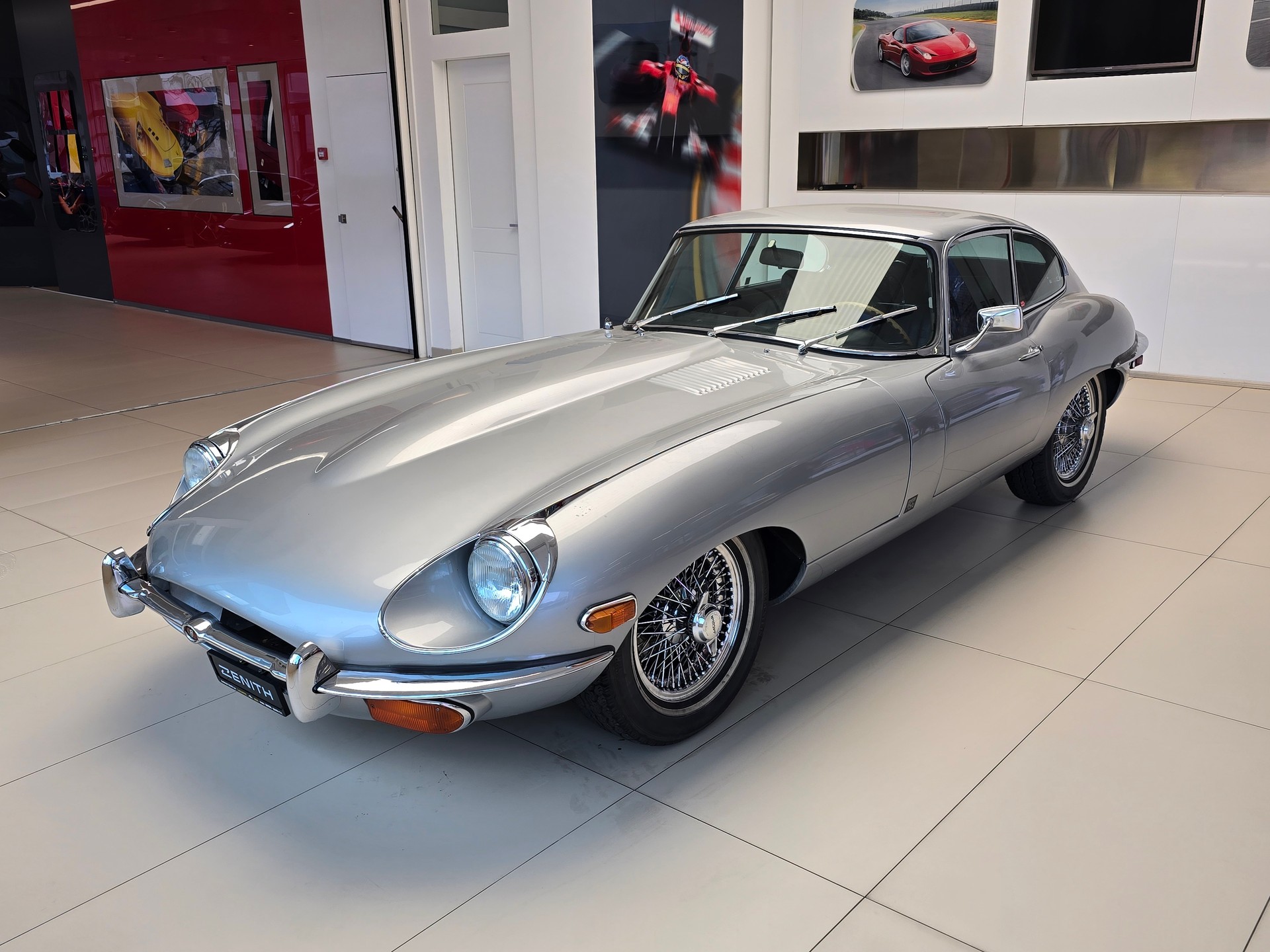JAGUAR E Type XKE-image-0
