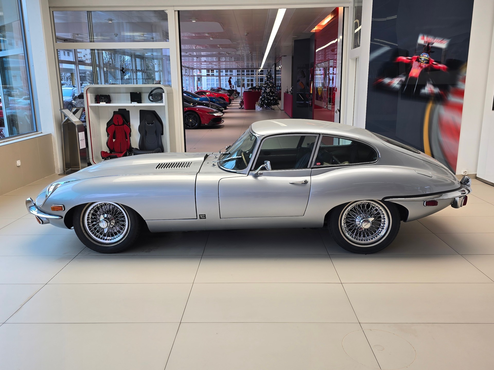 JAGUAR E Type XKE-image-7