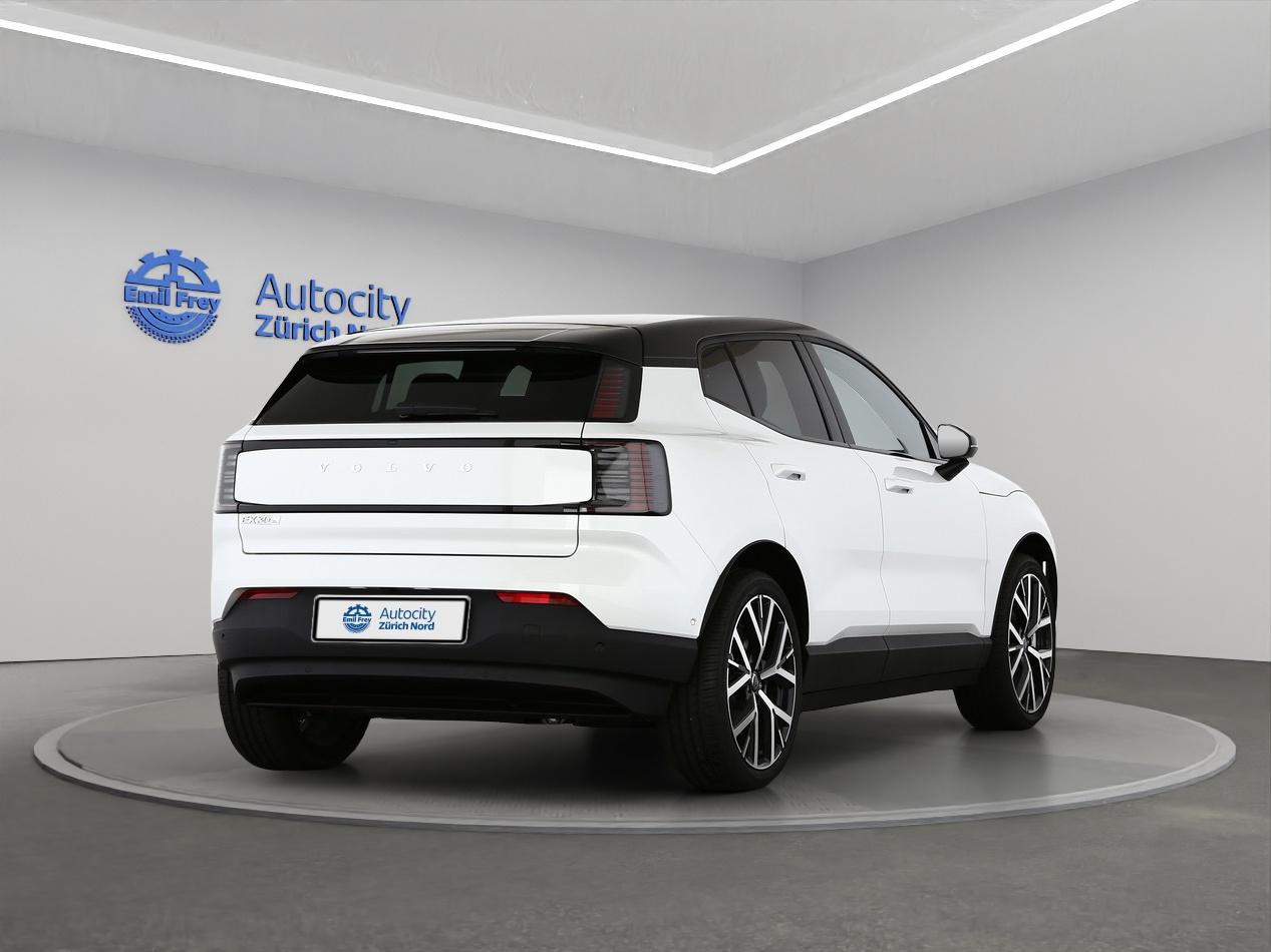 VOLVO EX30 E60 Twin Ultra Performance AWD-image-2
