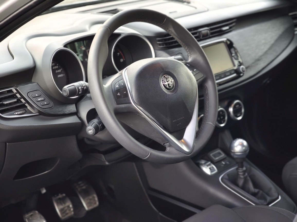 ALFA ROMEO Giulietta 1.4 TB Super-image-7