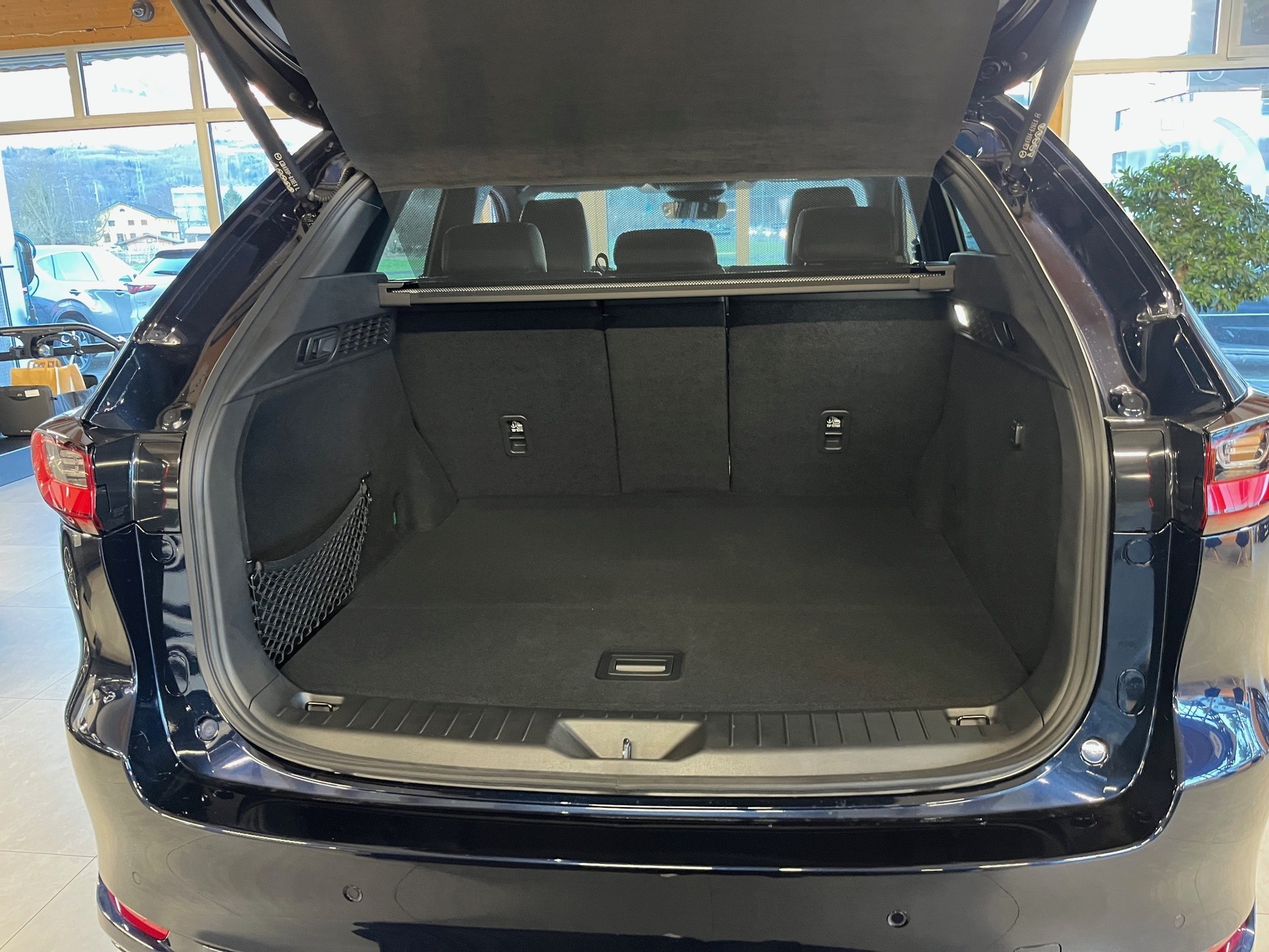 MAZDA CX-60 e-Skyactiv PHEV 327 AWD Homura Plus-image-8