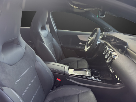 MERCEDES-BENZ A 220 d 8G-DCT-image-6