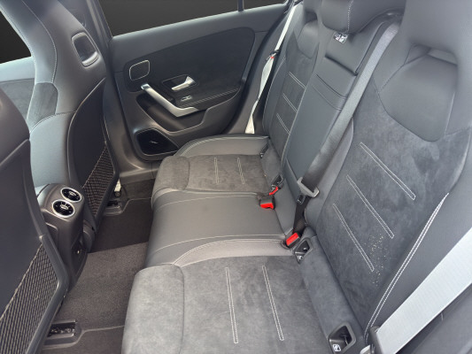 MERCEDES-BENZ A 220 d 8G-DCT-image-8