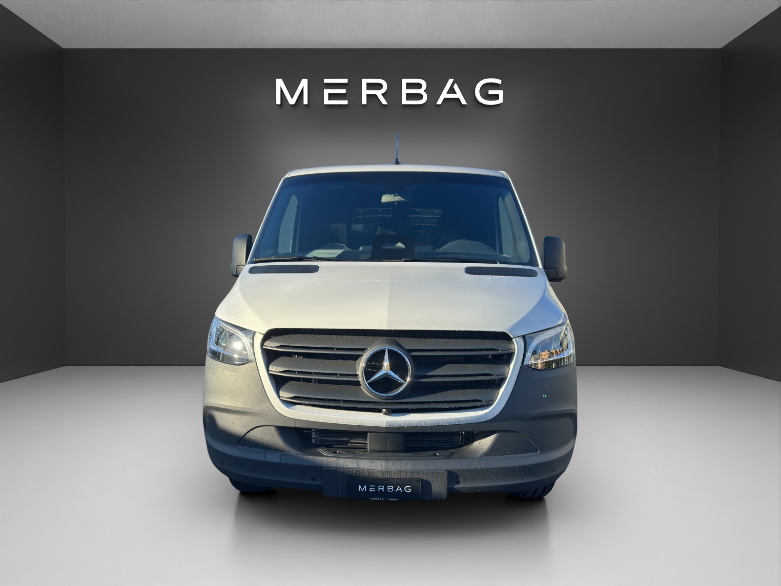 MERCEDES-BENZ Sprinter 319 CDI Standard 9G-TRONIC-image-2