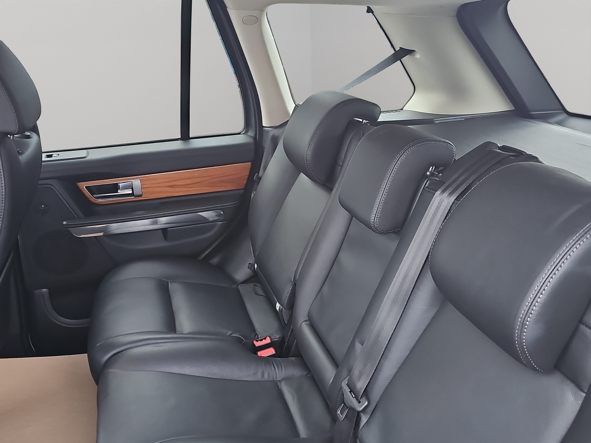 LAND ROVER Range Rover Sport 3.0 TDV6 HSE Automatic-image-12