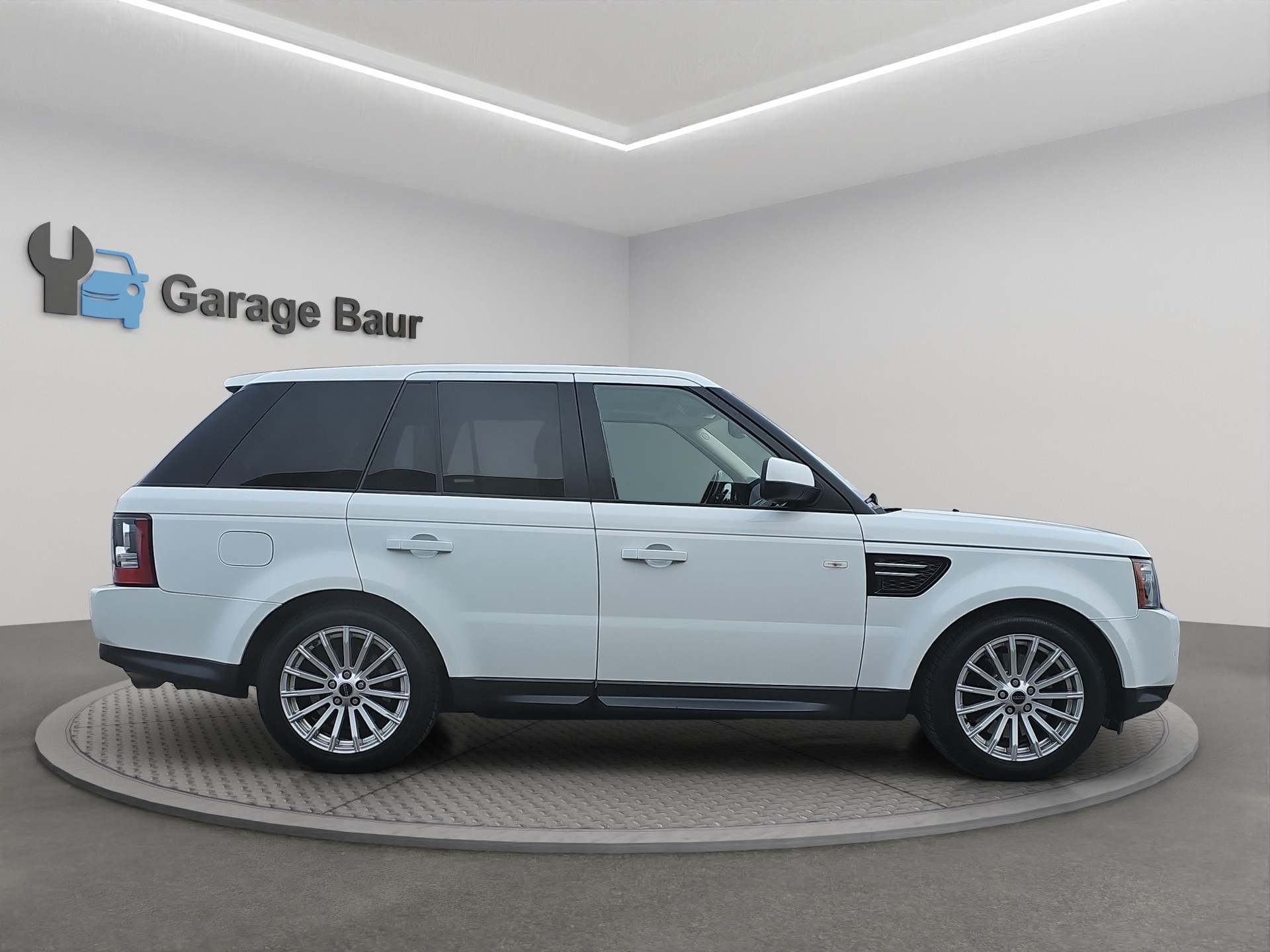 LAND ROVER Range Rover Sport 3.0 TDV6 HSE Automatic-image-6