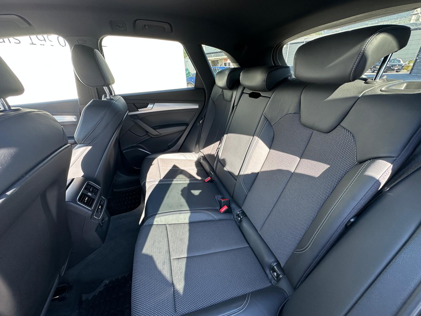 AUDI Q5 2.0 TFSI sport quattro S-tronic-image-6