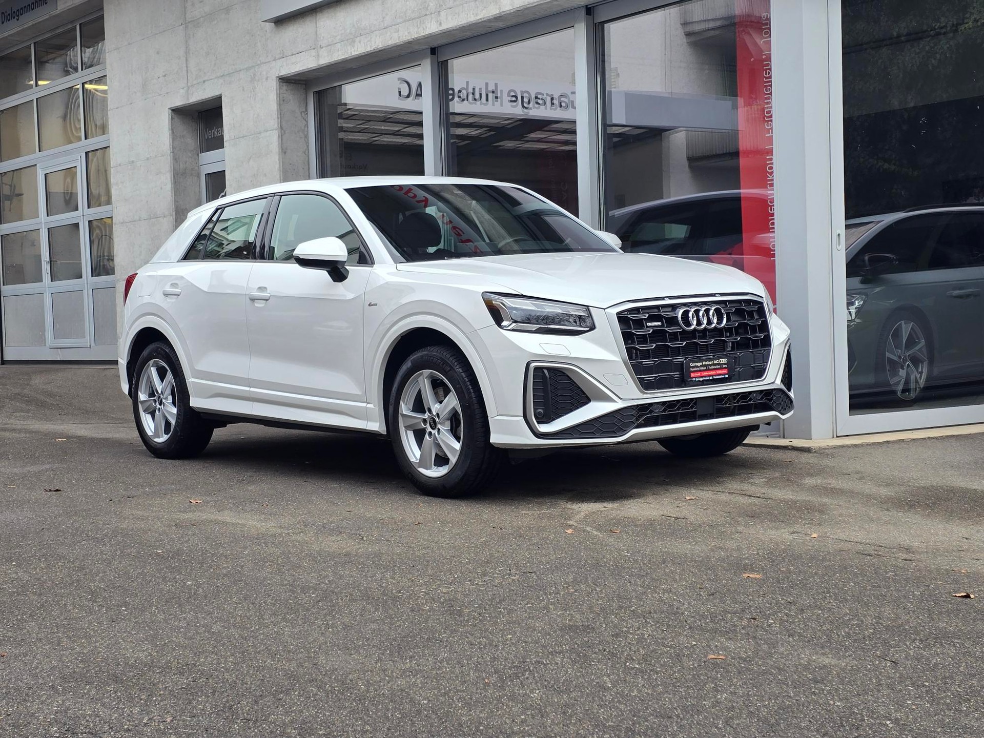 AUDI Q2 40 TFSI S line Attraction quattro S-tronic-image-0
