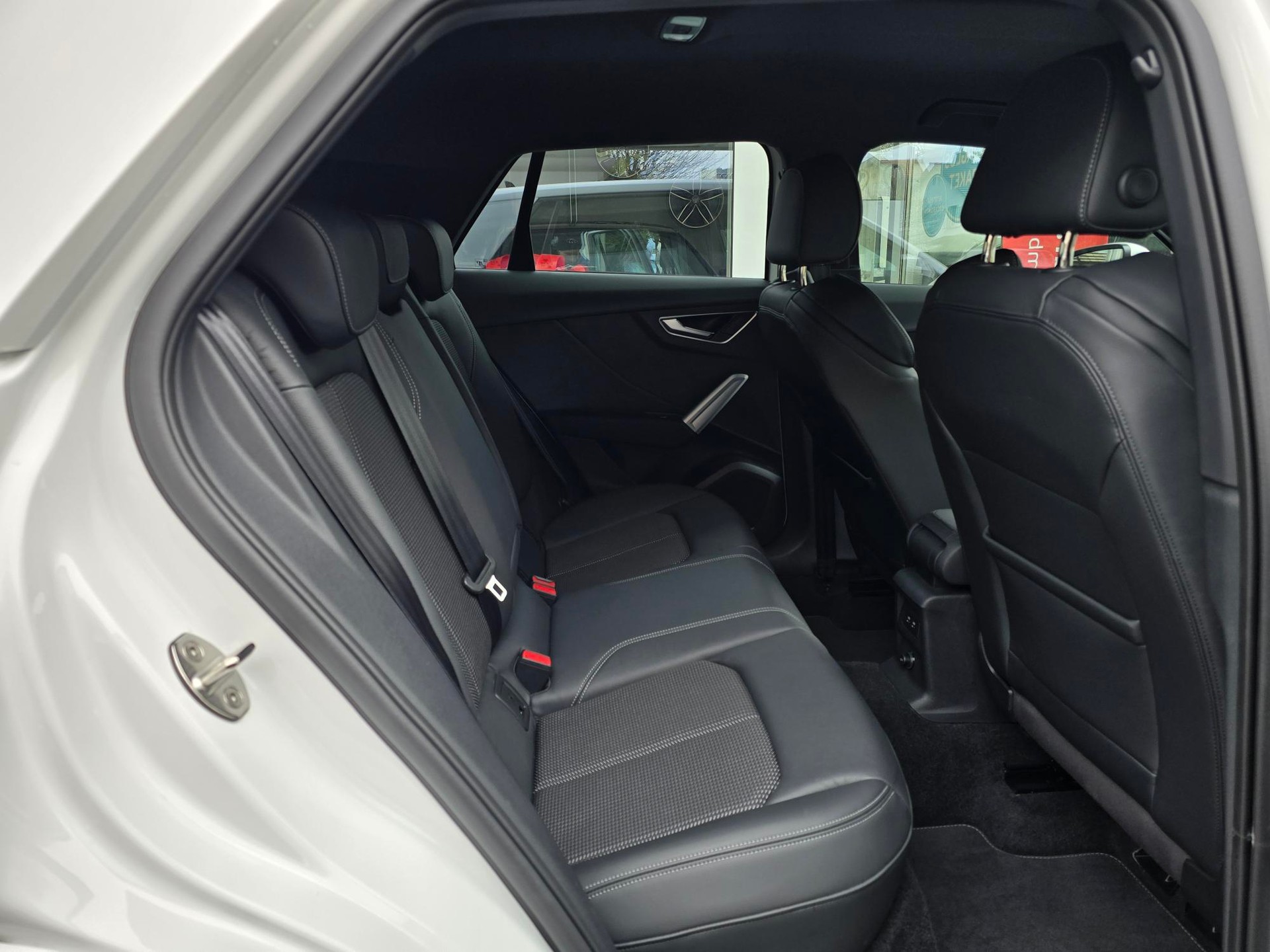 AUDI Q2 40 TFSI S line Attraction quattro S-tronic-image-8