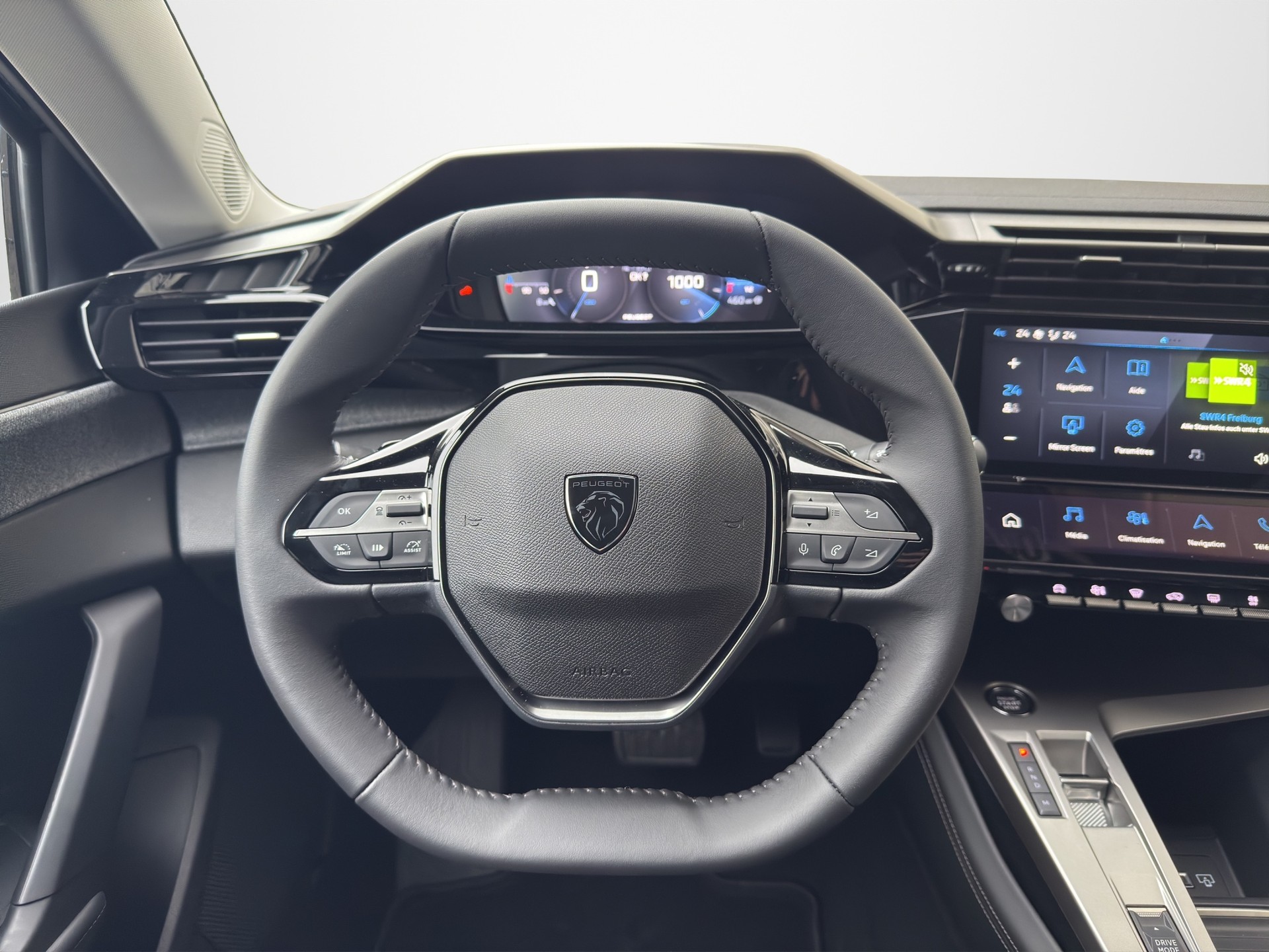 PEUGEOT 308 1.2 Pure Tech Allure EAT8-image-7