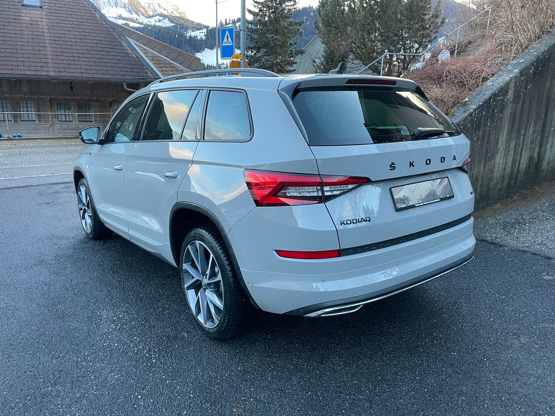 SKODA Kodiaq 2.0 TDI SCR SportLine 4x4 DSG-image-4