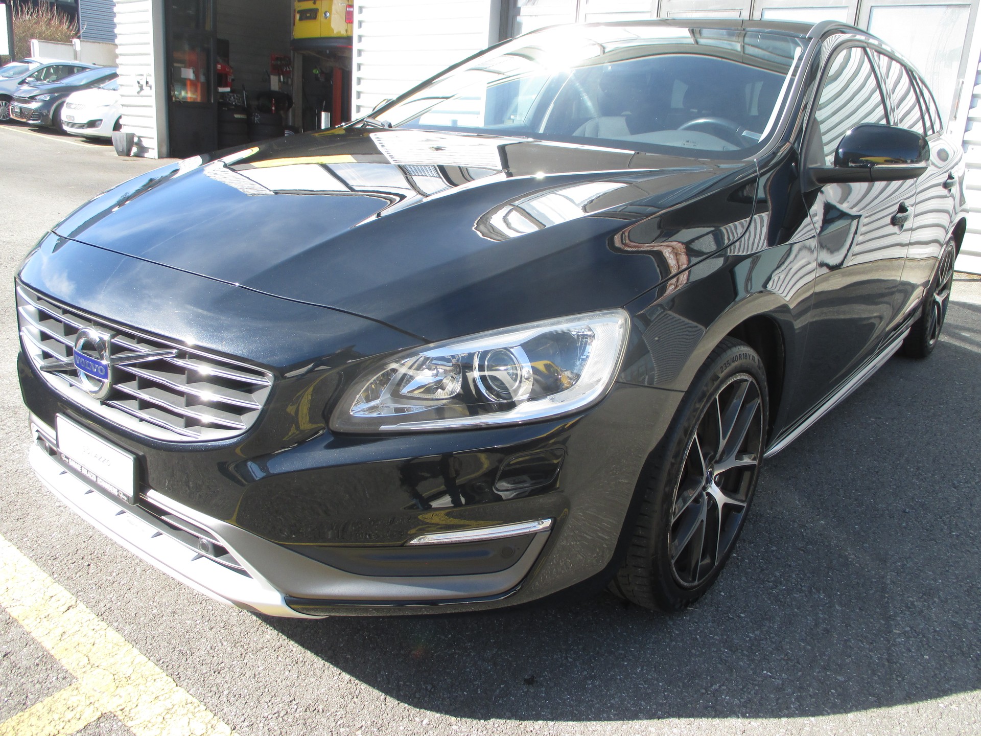 VOLVO V60 D4 AWD Geartronic-image-7