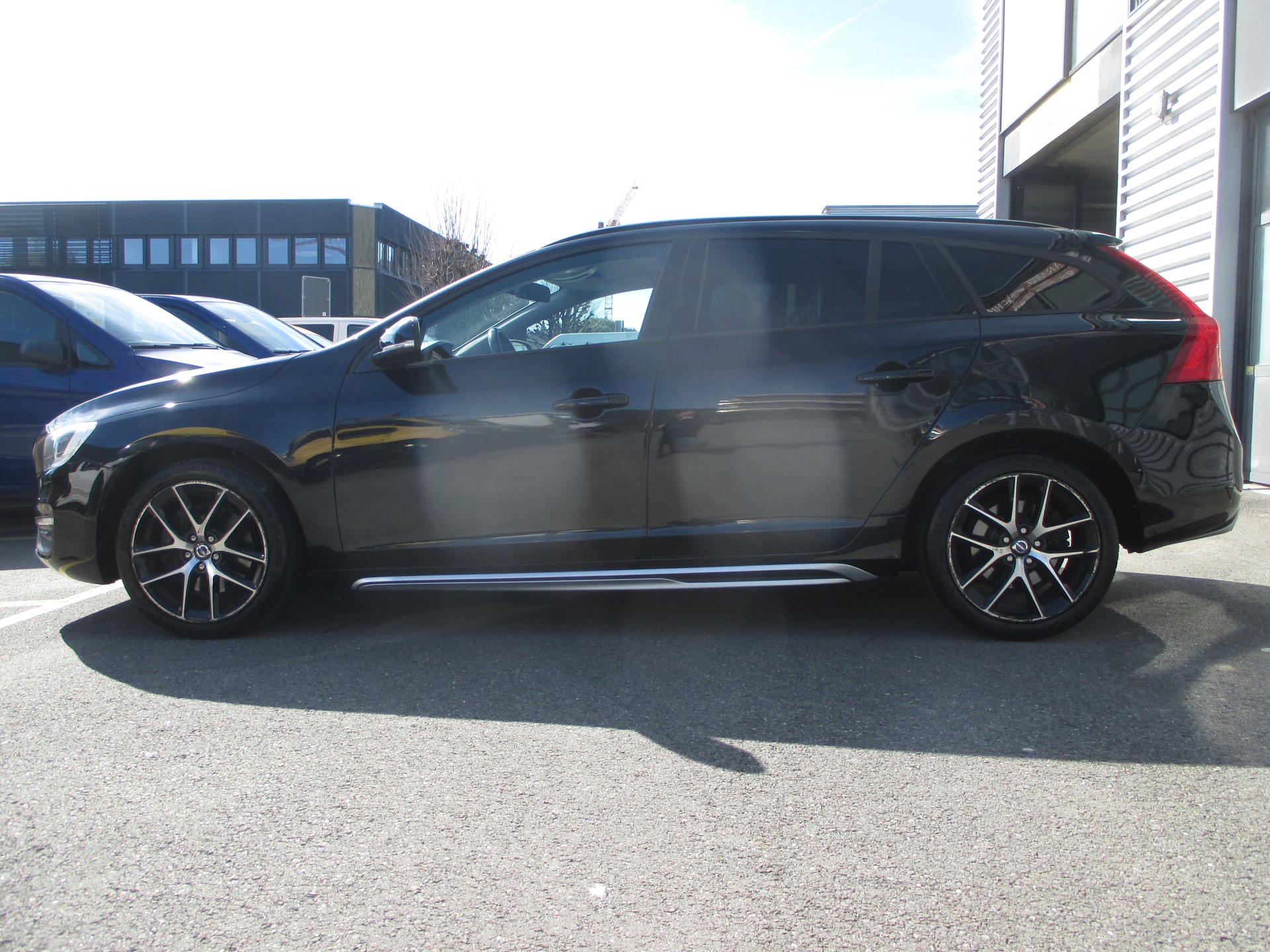 VOLVO V60 D4 AWD Geartronic-image-6