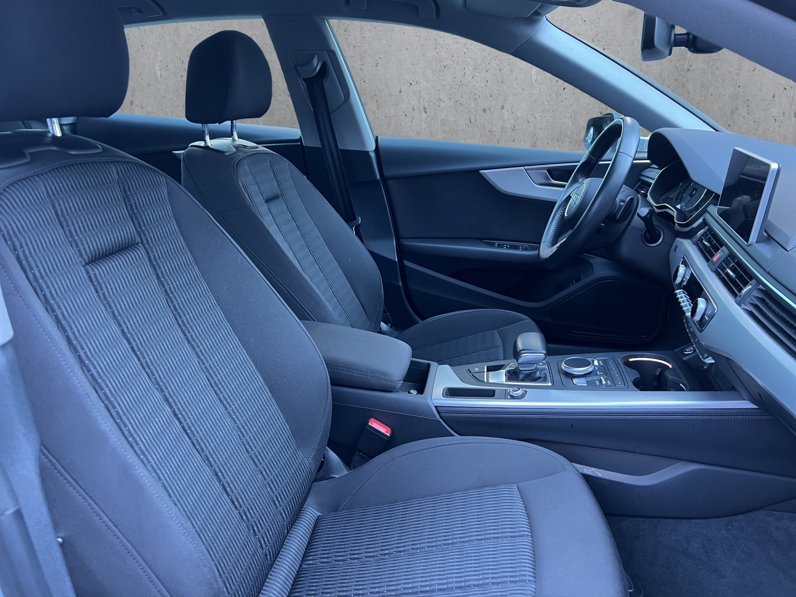AUDI A5 Sportback 2.0 TDI Design S-tronic-image-7