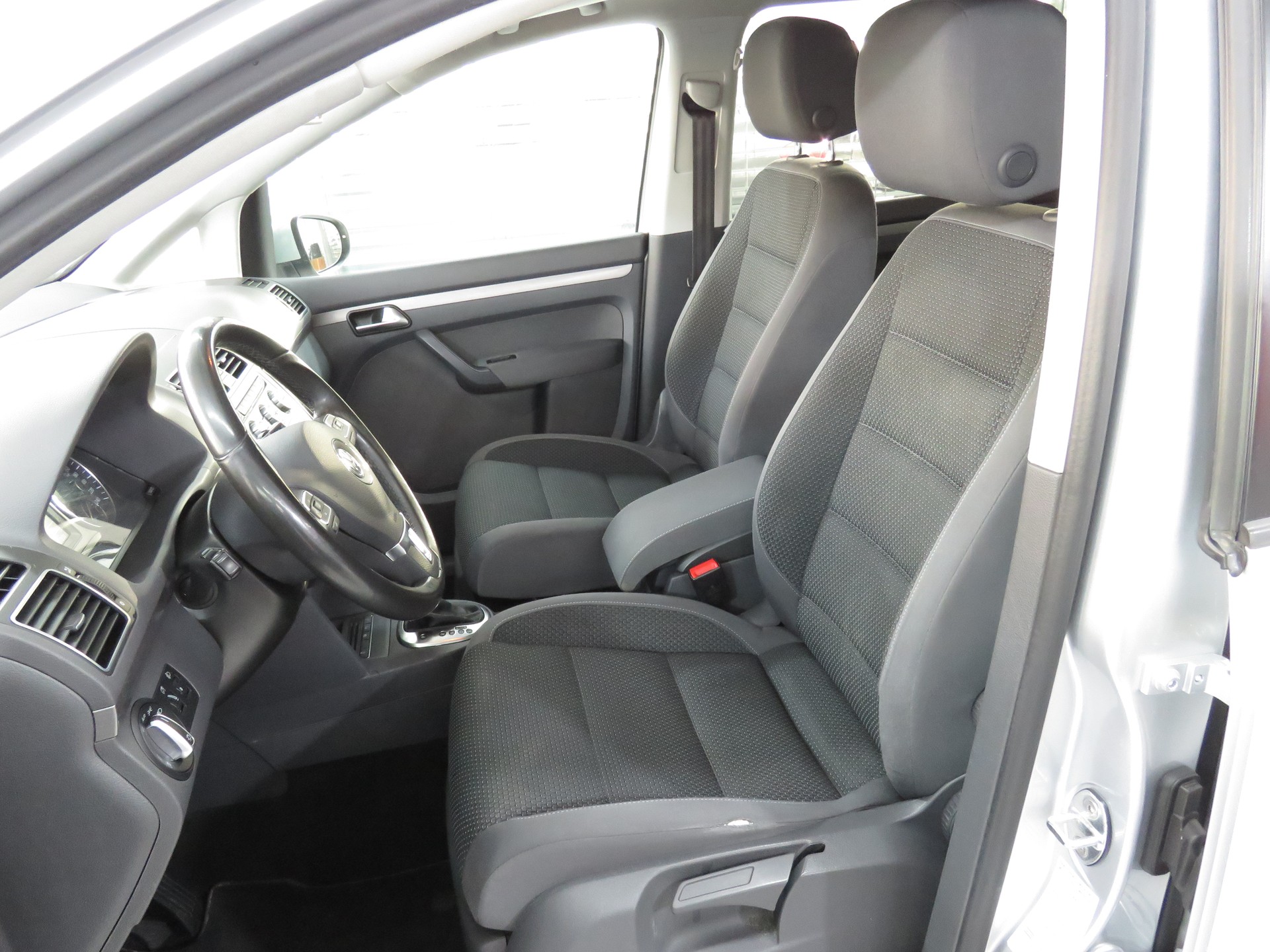 VW Touran 1.4 TSI Comfortline DSG-image-7