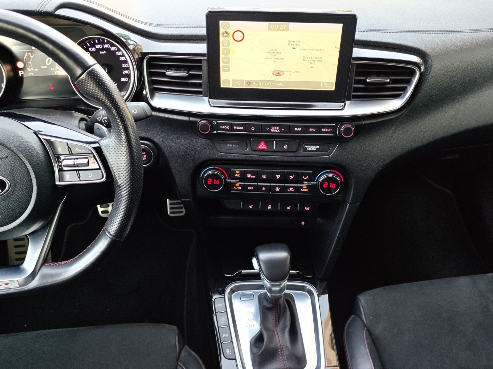 KIA ProCeed 1.6 T-GDi GT DCT-image-11