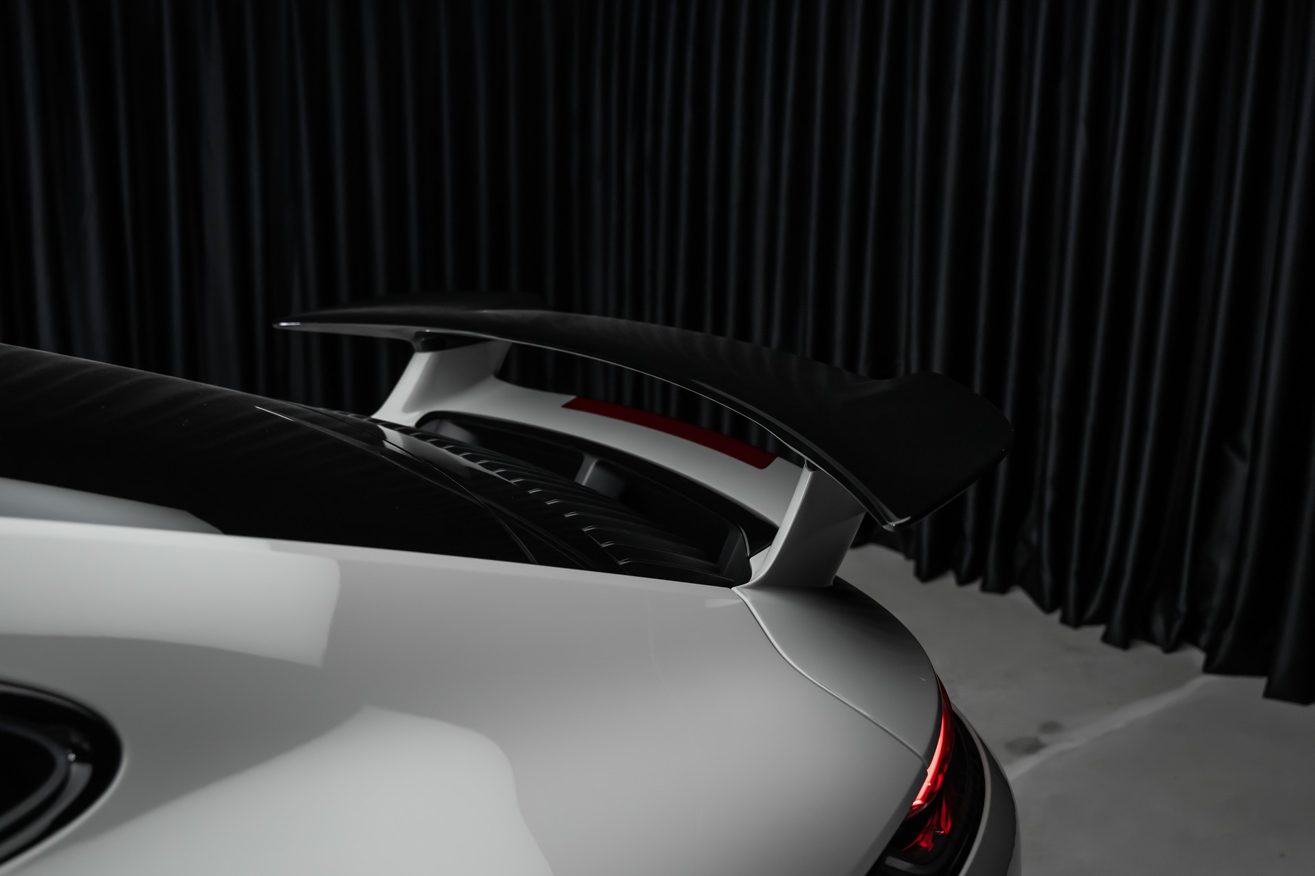 PORSCHE 911 Carrera 4 GTS PDK-image-7