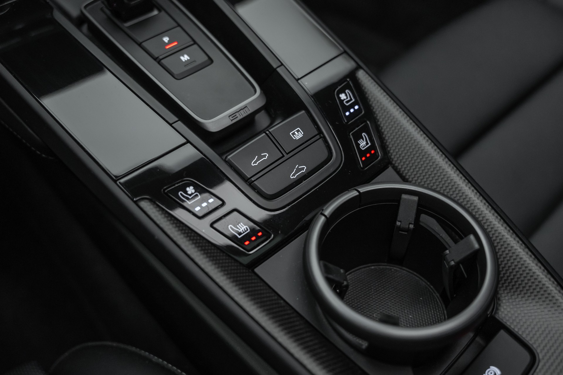 PORSCHE 911 Carrera 4 GTS PDK-image-26