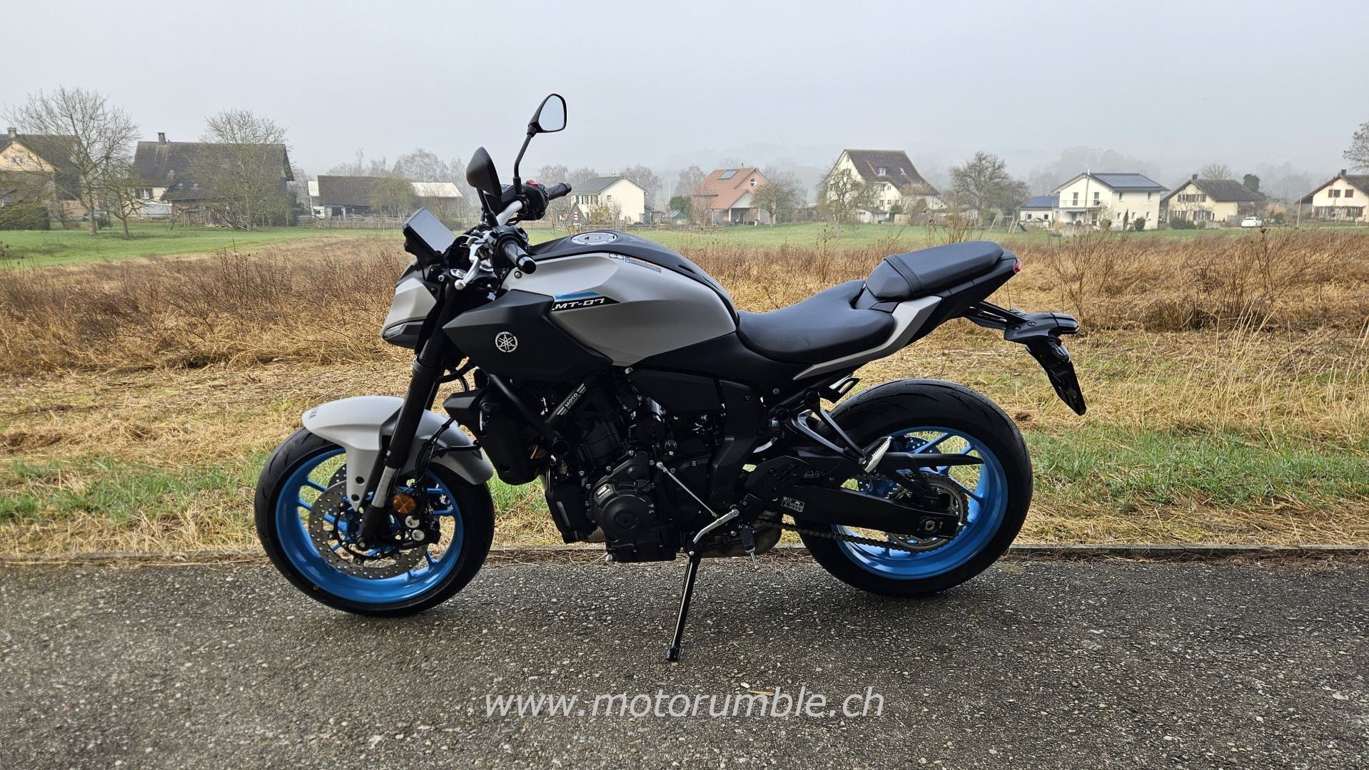 YAMAHA MT07 A-image-3