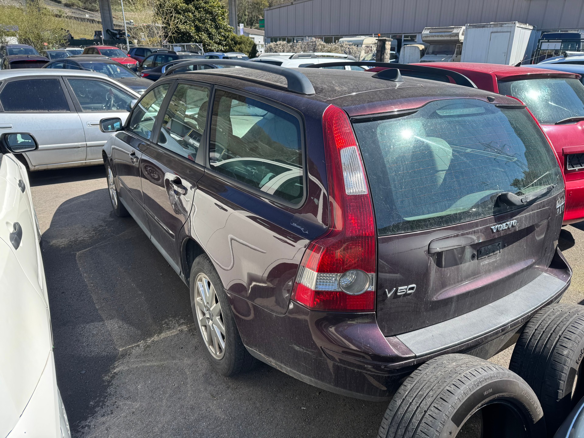 VOLVO V50 2.0D Kinetic-image-2