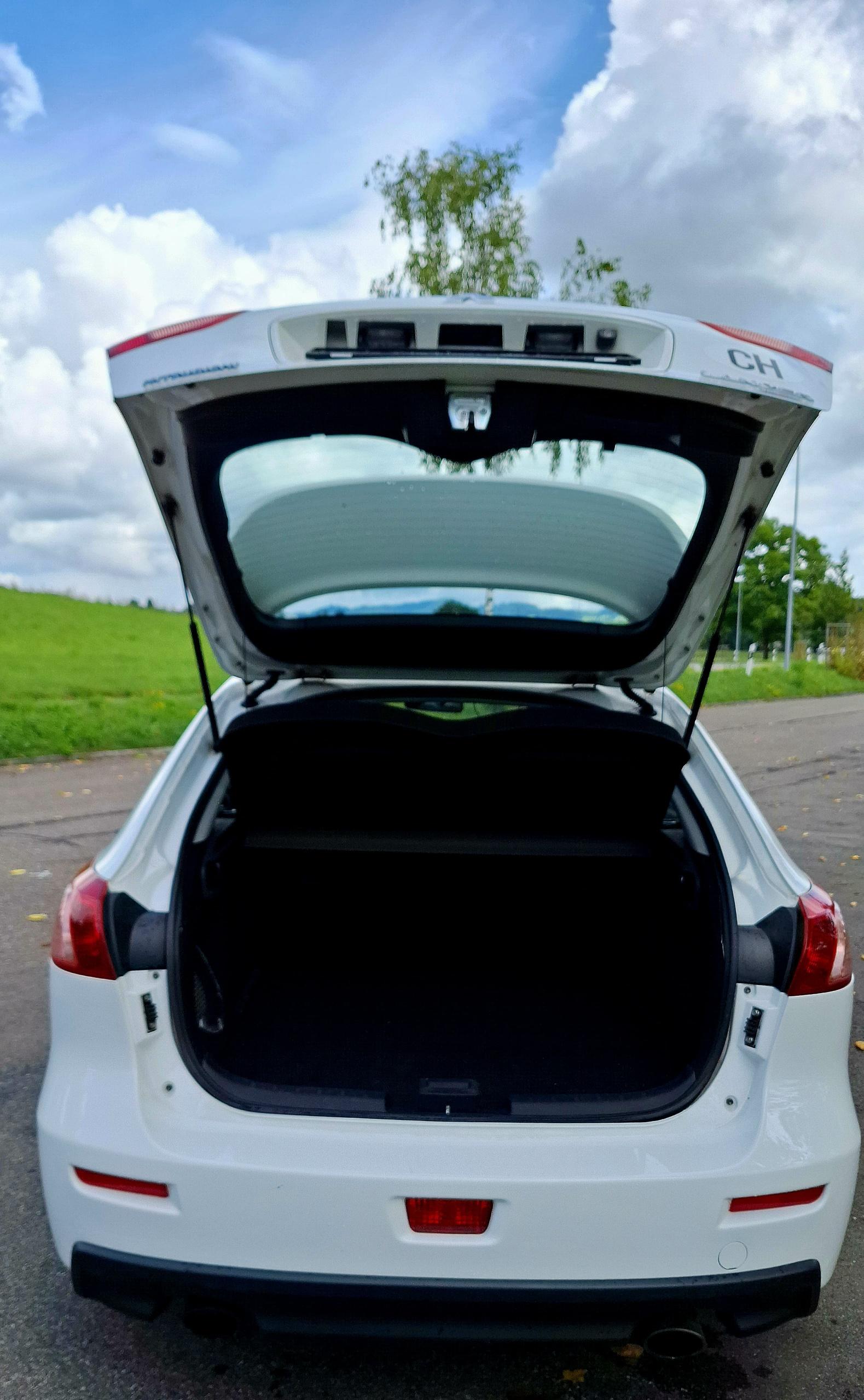 MITSUBISHI Lancer Sportback 2.0 T MIVEC Ralliart GS-image-6
