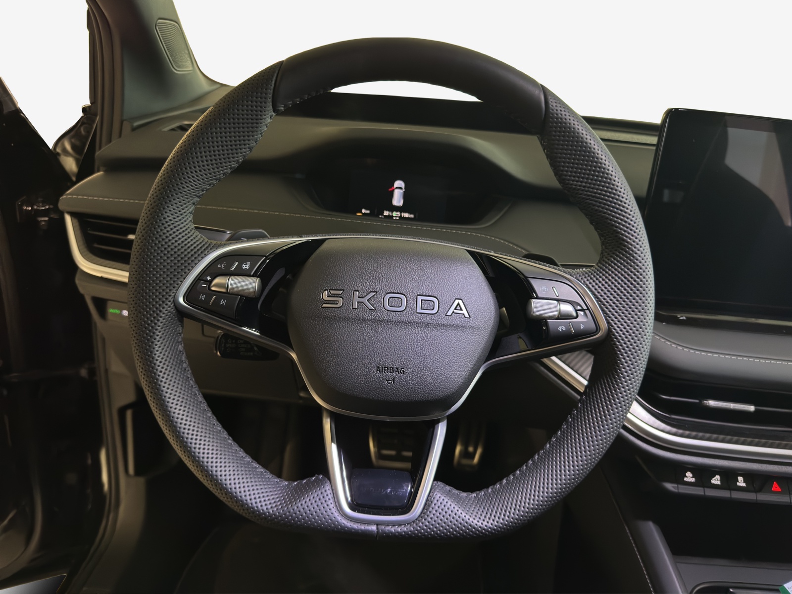 SKODA Enyaq 85 Sportline-image-9