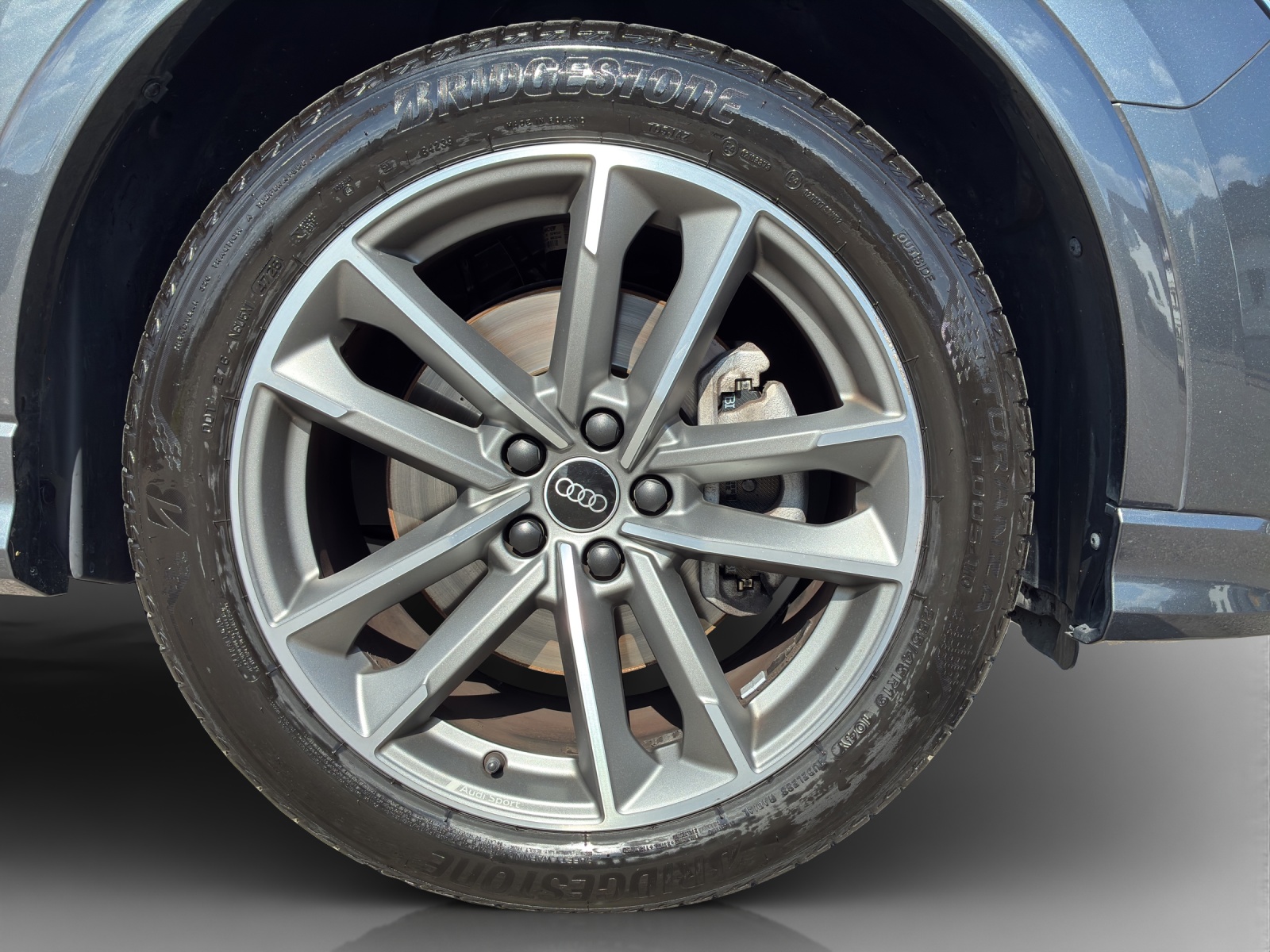 AUDI Q3 40 TDI S line Attraction quattro S-tronic-image-15