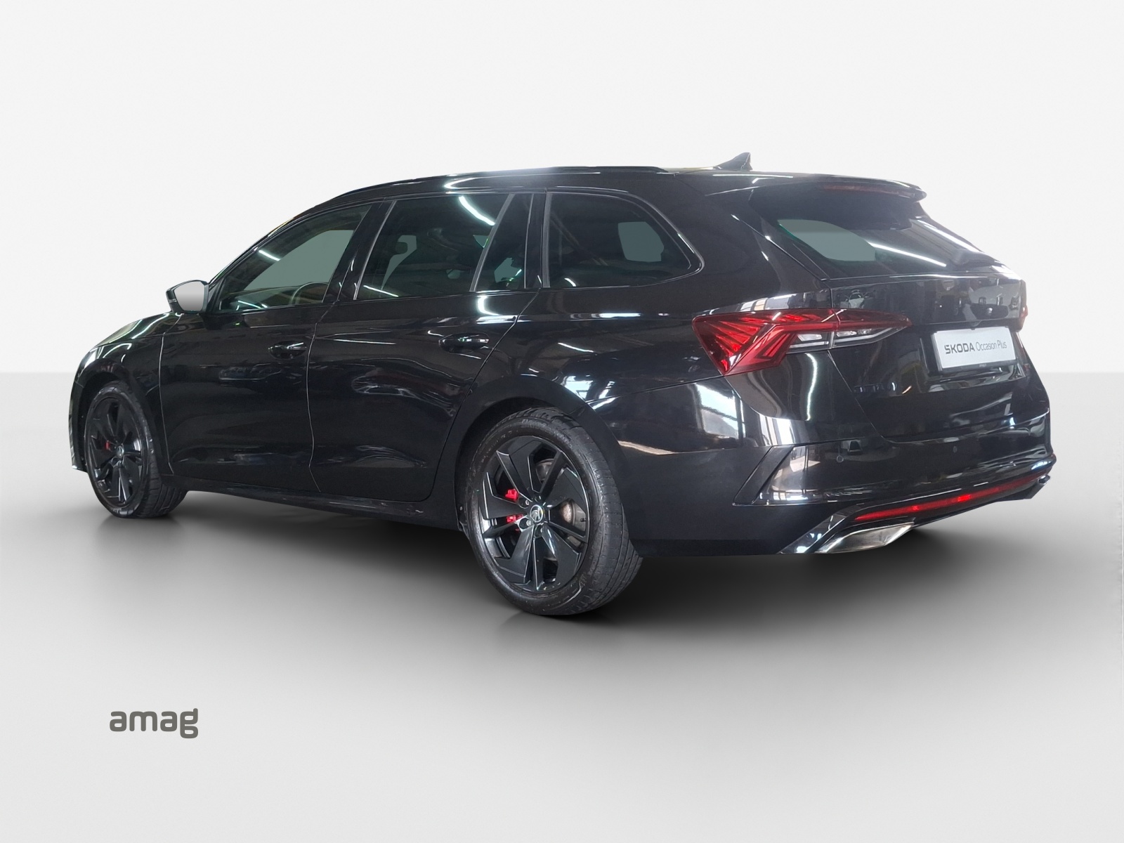 SKODA Octavia Combi 2.0 TSI DSG RS-image-2