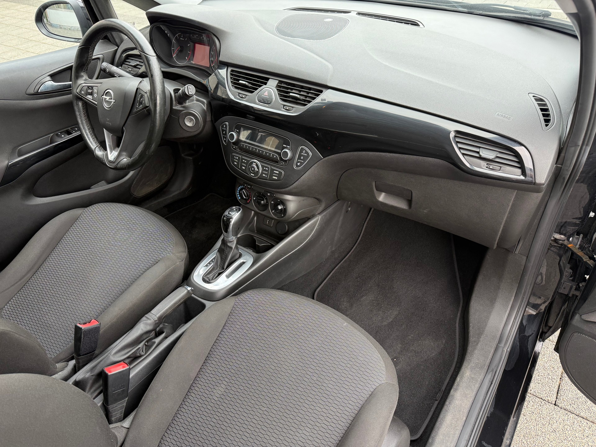 OPEL Corsa 1.4 TP Cosmo Automatic-image-7