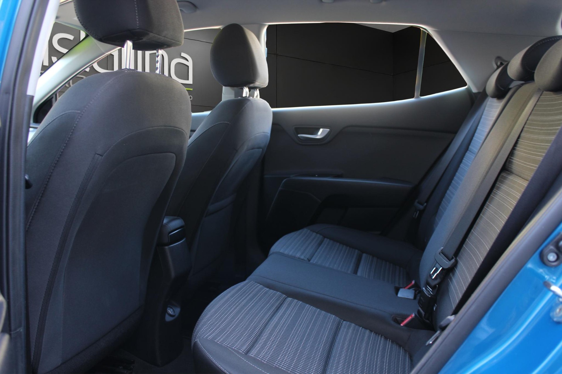 KIA Stonic 1.0 T-GDi Power Edition-image-9