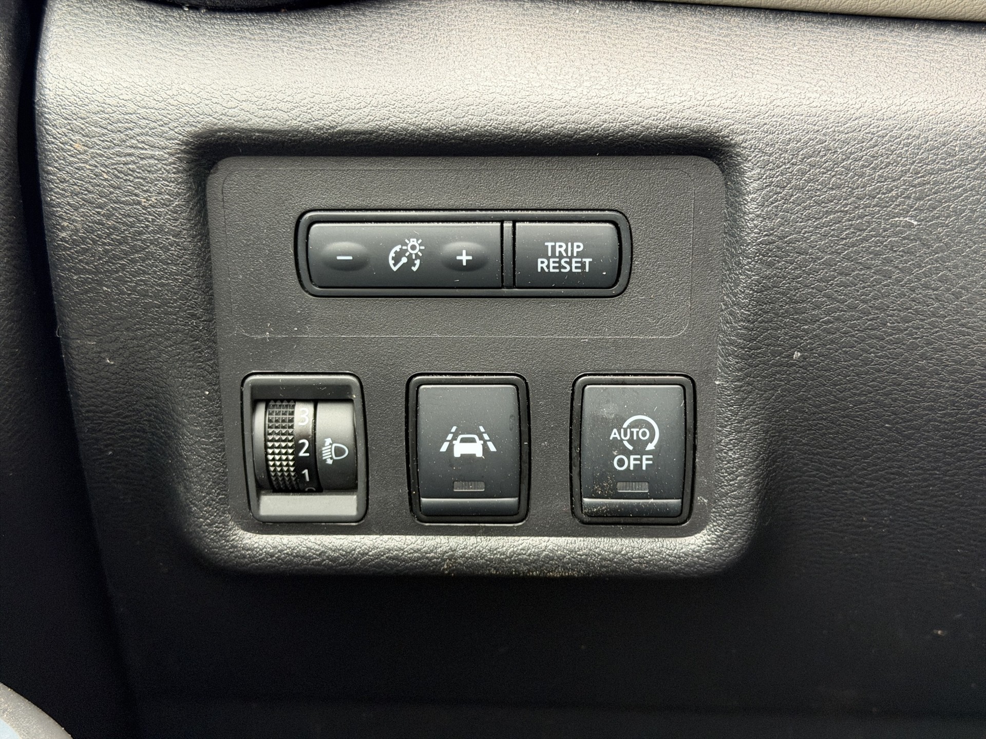 NISSAN Micra IG-T n-design Xtronic-image-22