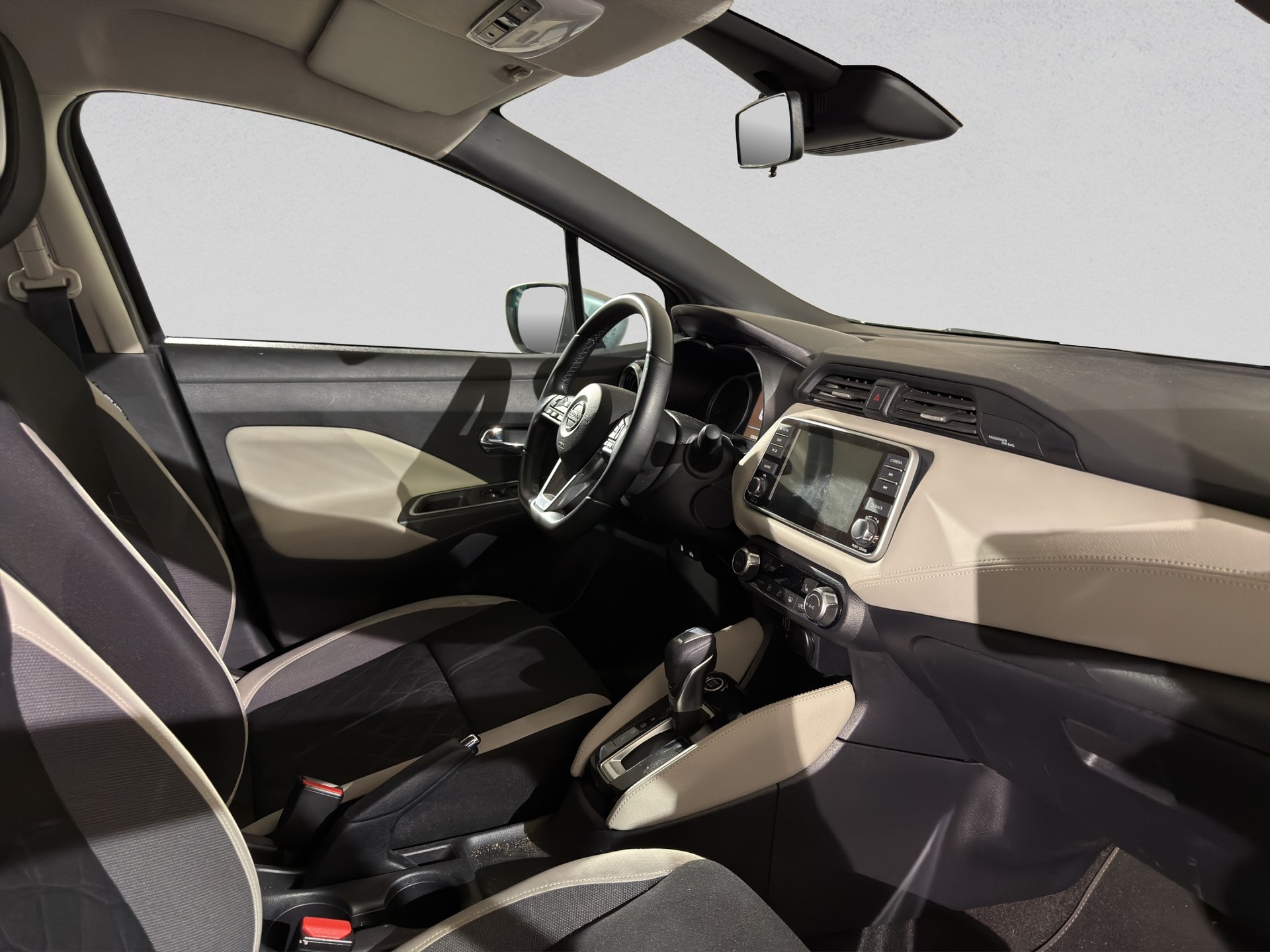 NISSAN Micra IG-T n-design Xtronic-image-16