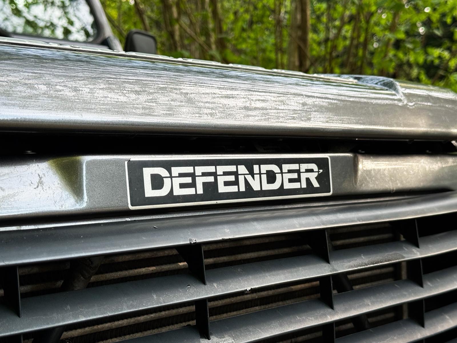 LAND ROVER Defender 110 SW 2.5 Td5-image-9