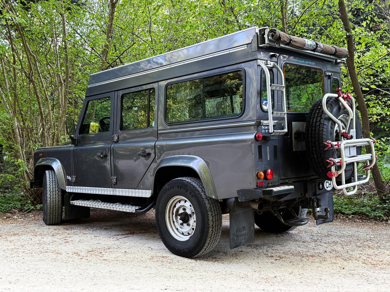 LAND ROVER Defender 110 SW 2.5 Td5-image-5