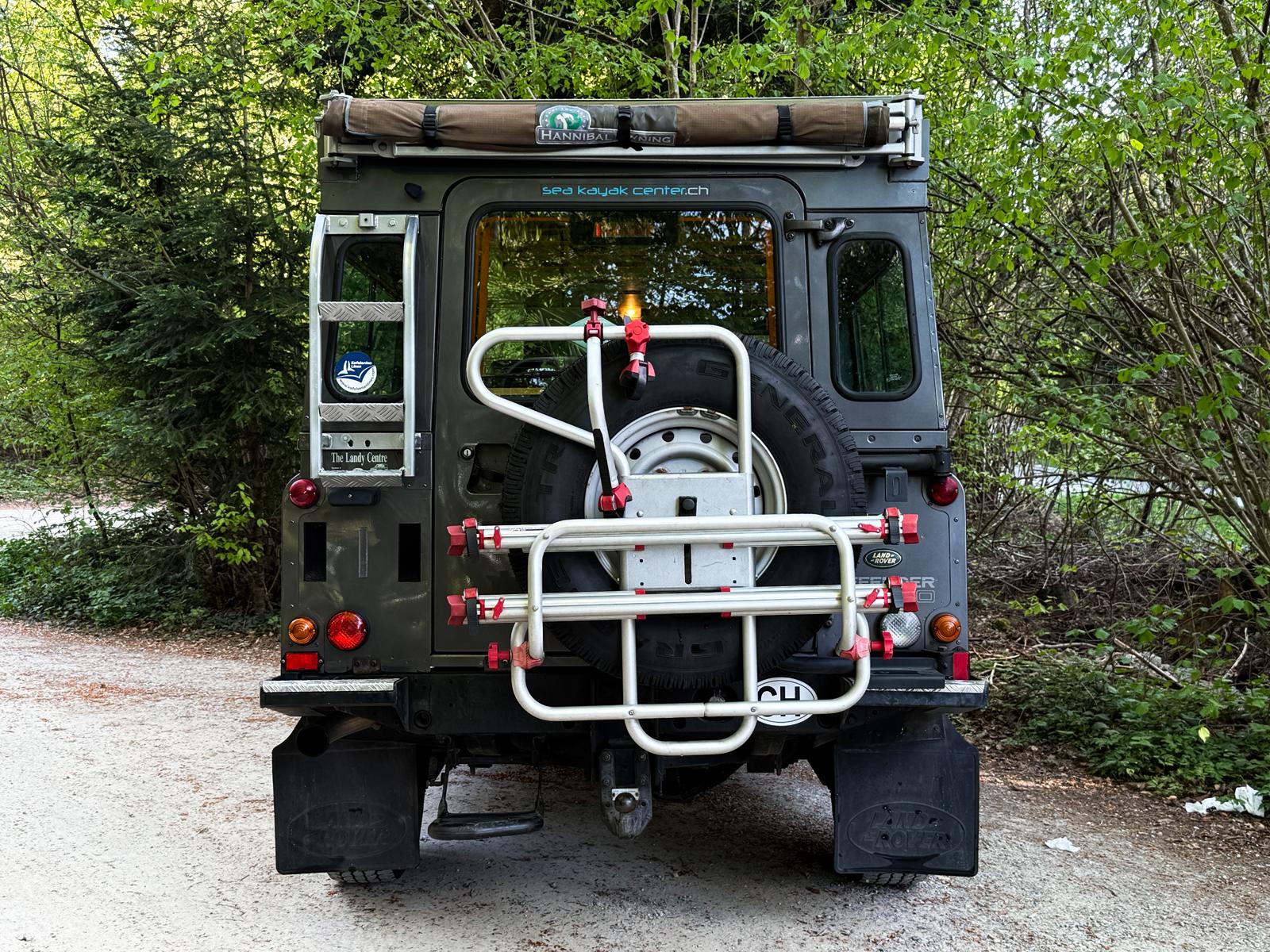 LAND ROVER Defender 110 SW 2.5 Td5-image-6