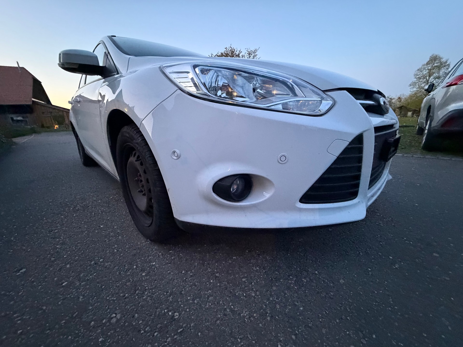 FORD Focus 1.0 SCTi Titanium-image-1